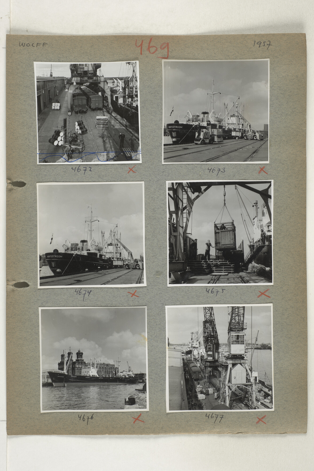 1998.2183; Omslag (voorheen ordner) met een grote hoeveelheid proef foto's van de haven en de stad van Amsterdam; omslag