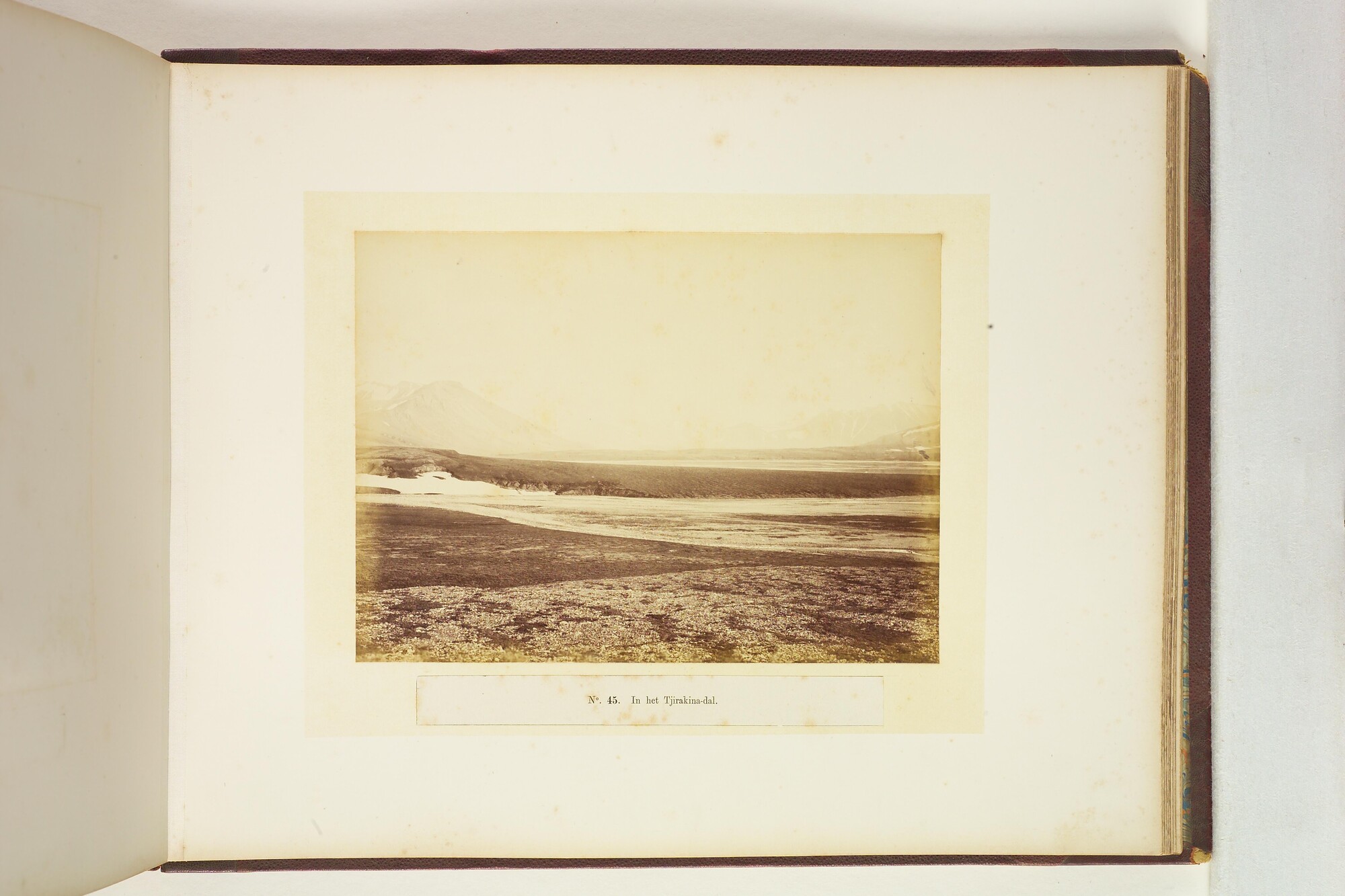 S.2956(08); Album met foto's van de Eerste Noordpoolexpeditie van de Willem Barents; fotoalbum