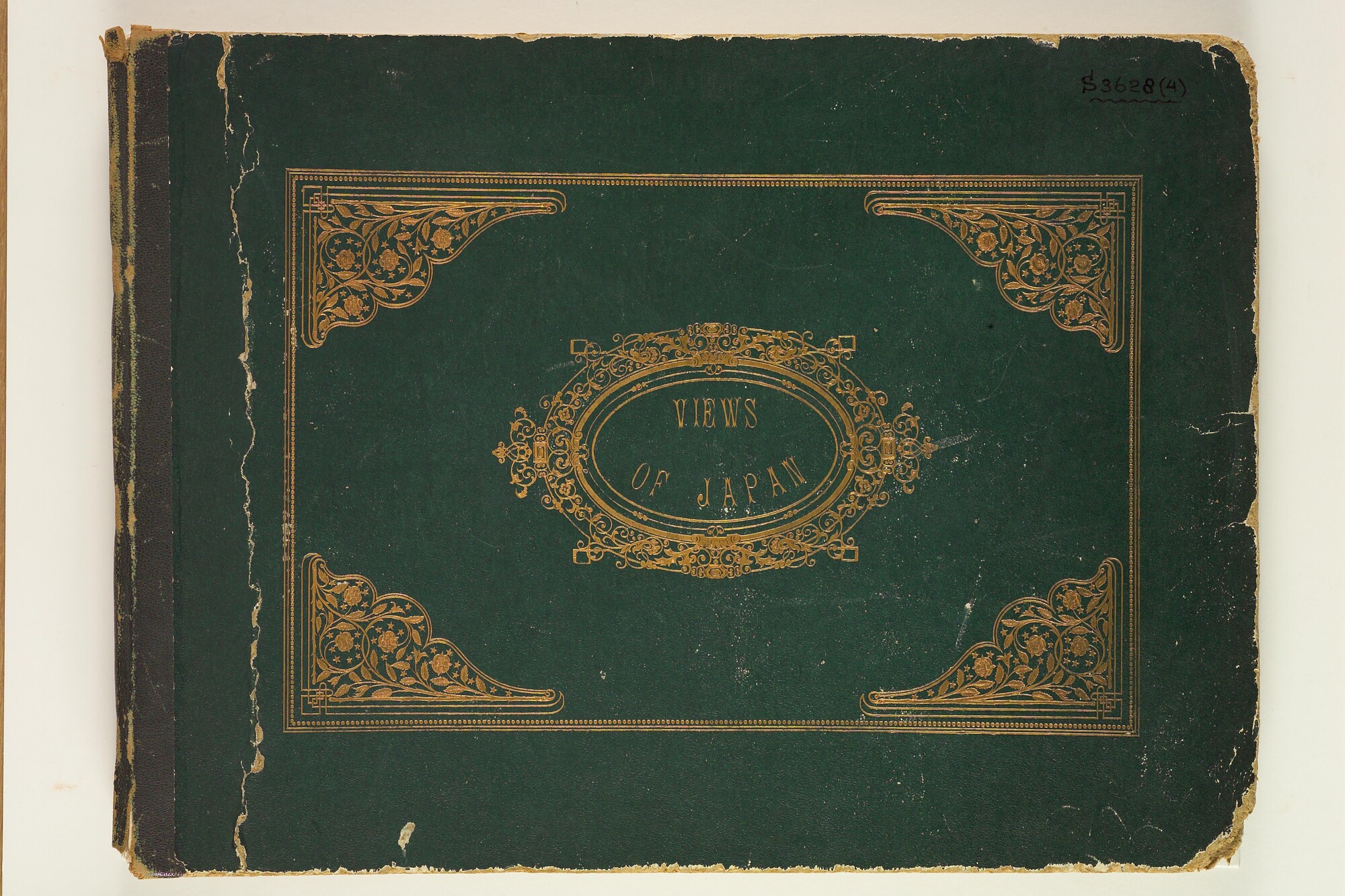 S.3628(04); 'Views of Japan': Album nr. 3 uit een serie van drie van de Nederlandse consul in Japan Dirk de Graeff van Polsbroek; fotoalbum