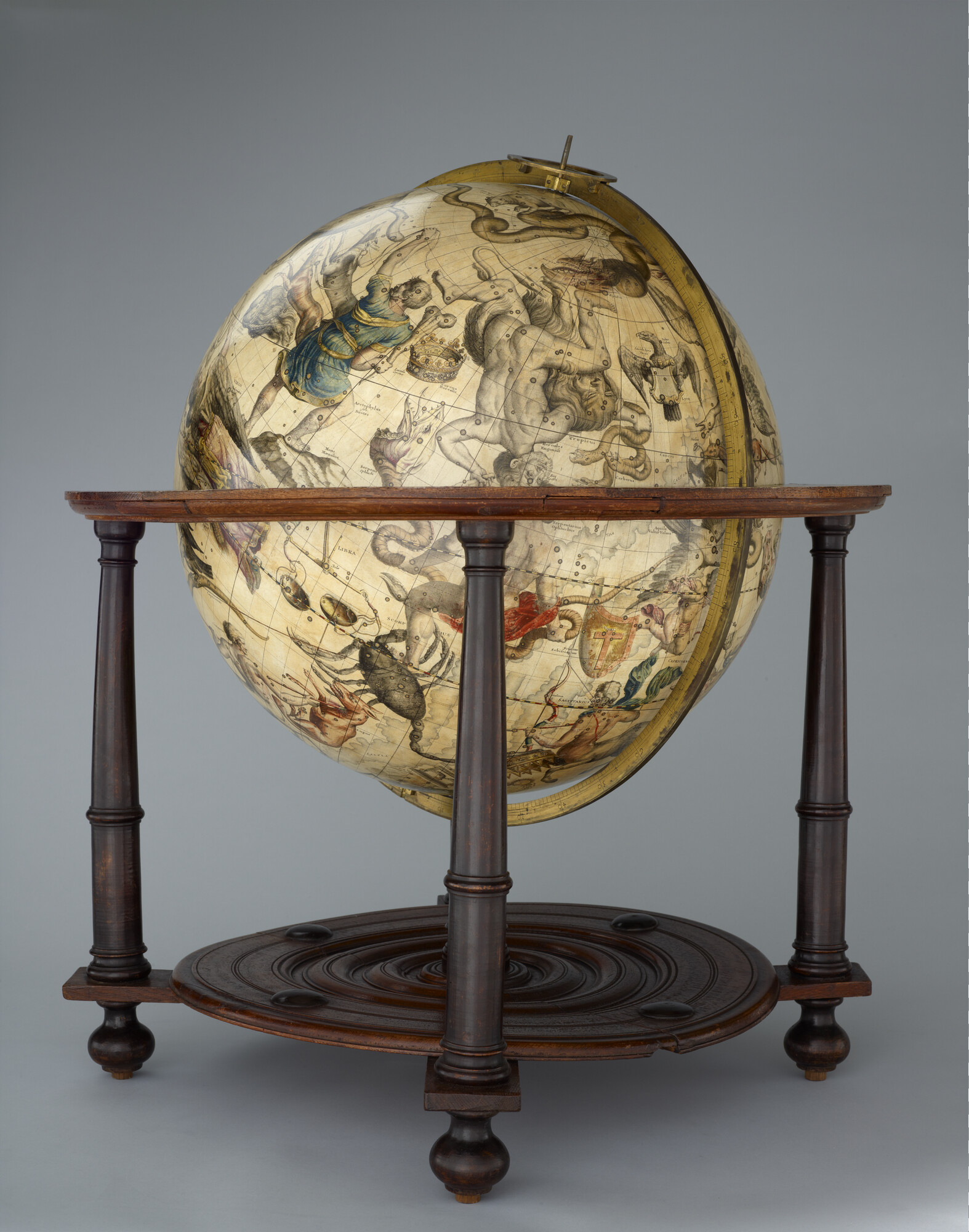 S.1766(02); Hemelglobe van 62 cm. in doorsnede door Gerard en Leonard Valk, 1728 in de heruitgave van 1745; globe
