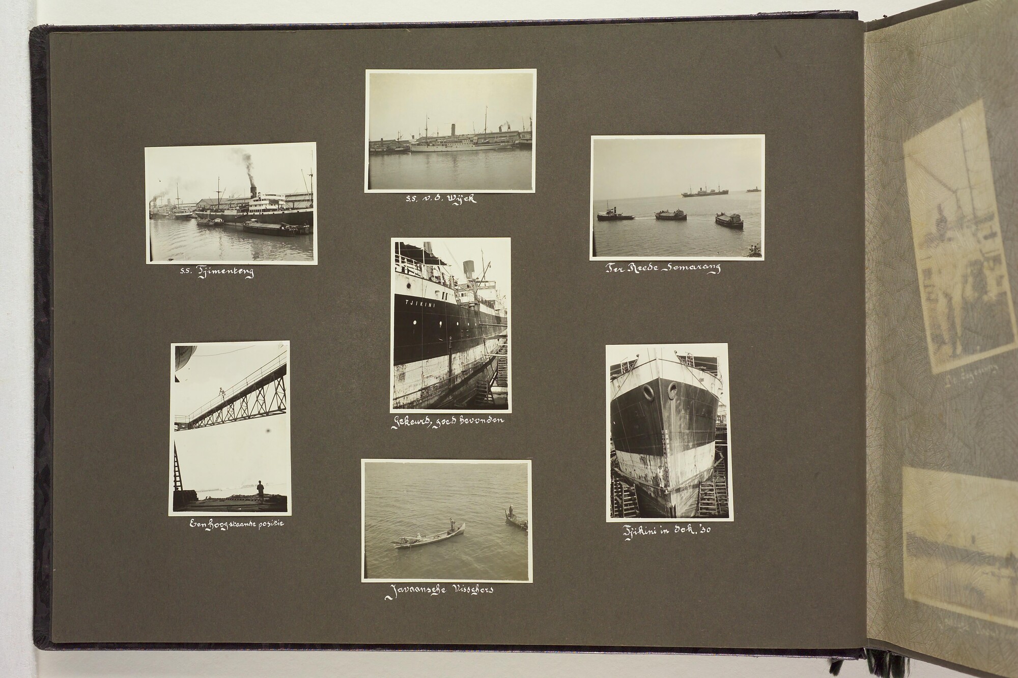 S.5548(091); Persoonlijk album van J.D. van Schooten met foto's aan boord van het ss. Tjikini; fotoalbum