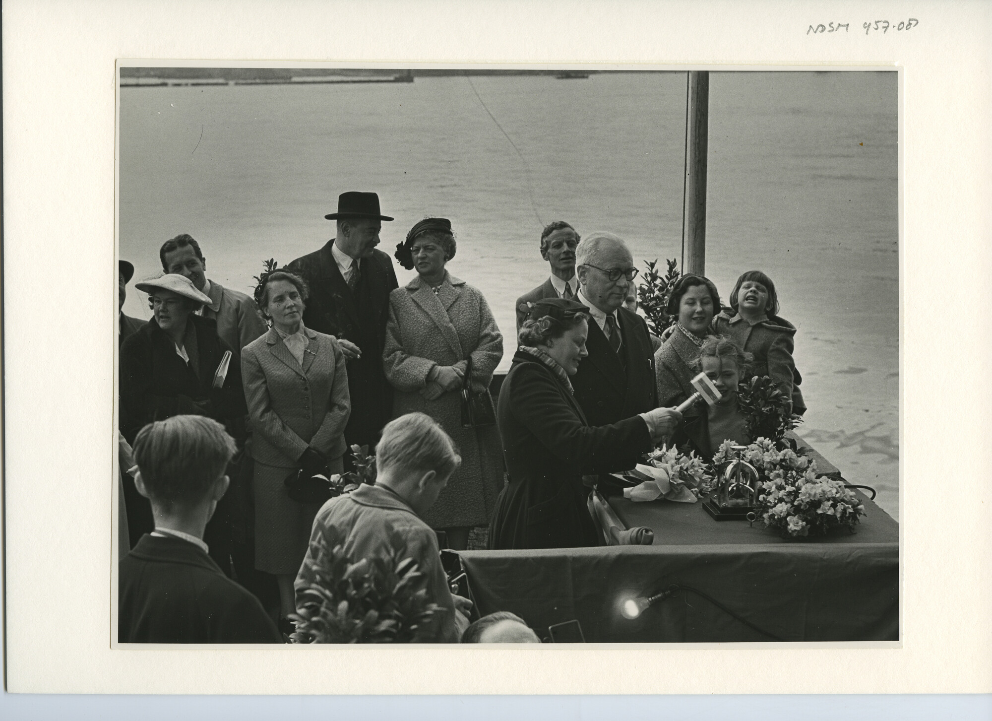 S.5444(2444)4; Foto van de tewaterlating van het vrachtschip ms. Toreador; foto