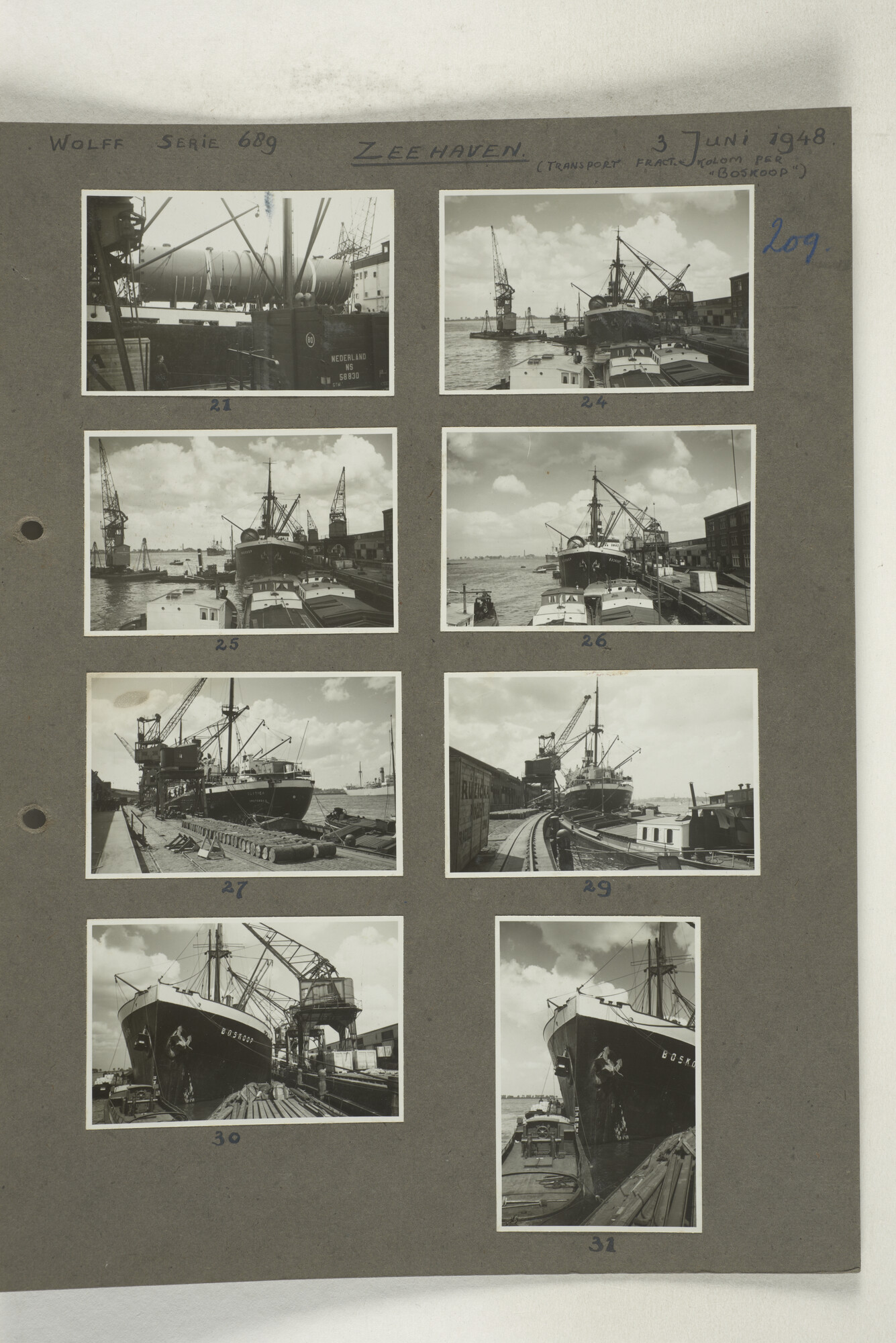1998.2180; Omslag met een grote hoeveelheid proef foto's gemaakt in opdracht van de Gemeente Handelsinrichtingen in Amsterdam en de Koninklijke Hollandsche Lloyd te Amsterdam.; omslag