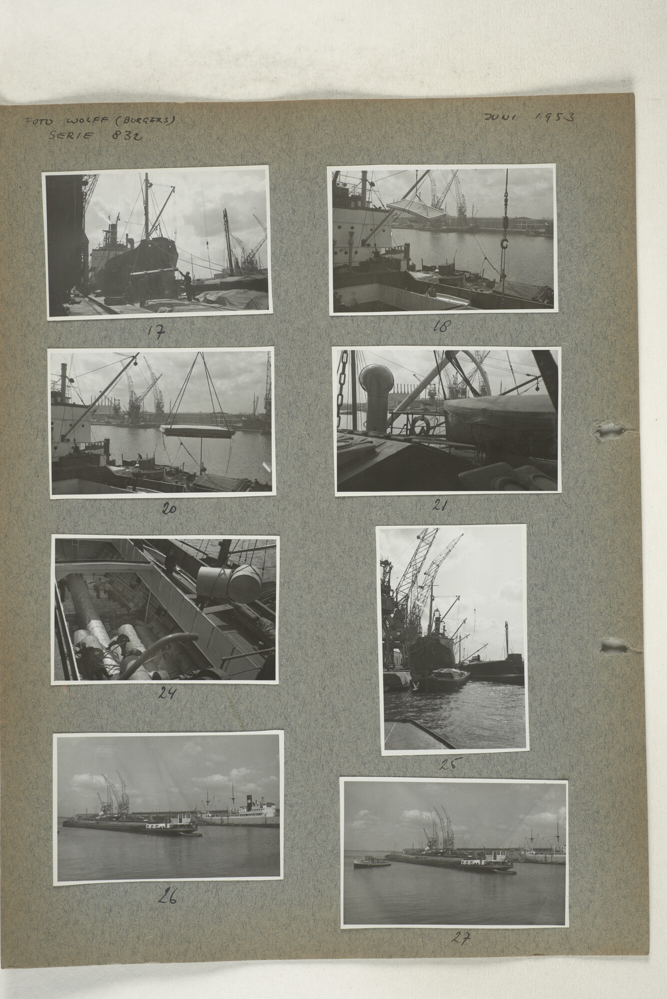 1998.2182; Omslag (voorheen ordner) met een grote hoeveelheid proef foto's van de haven en de stad van Amsterdam; omslag