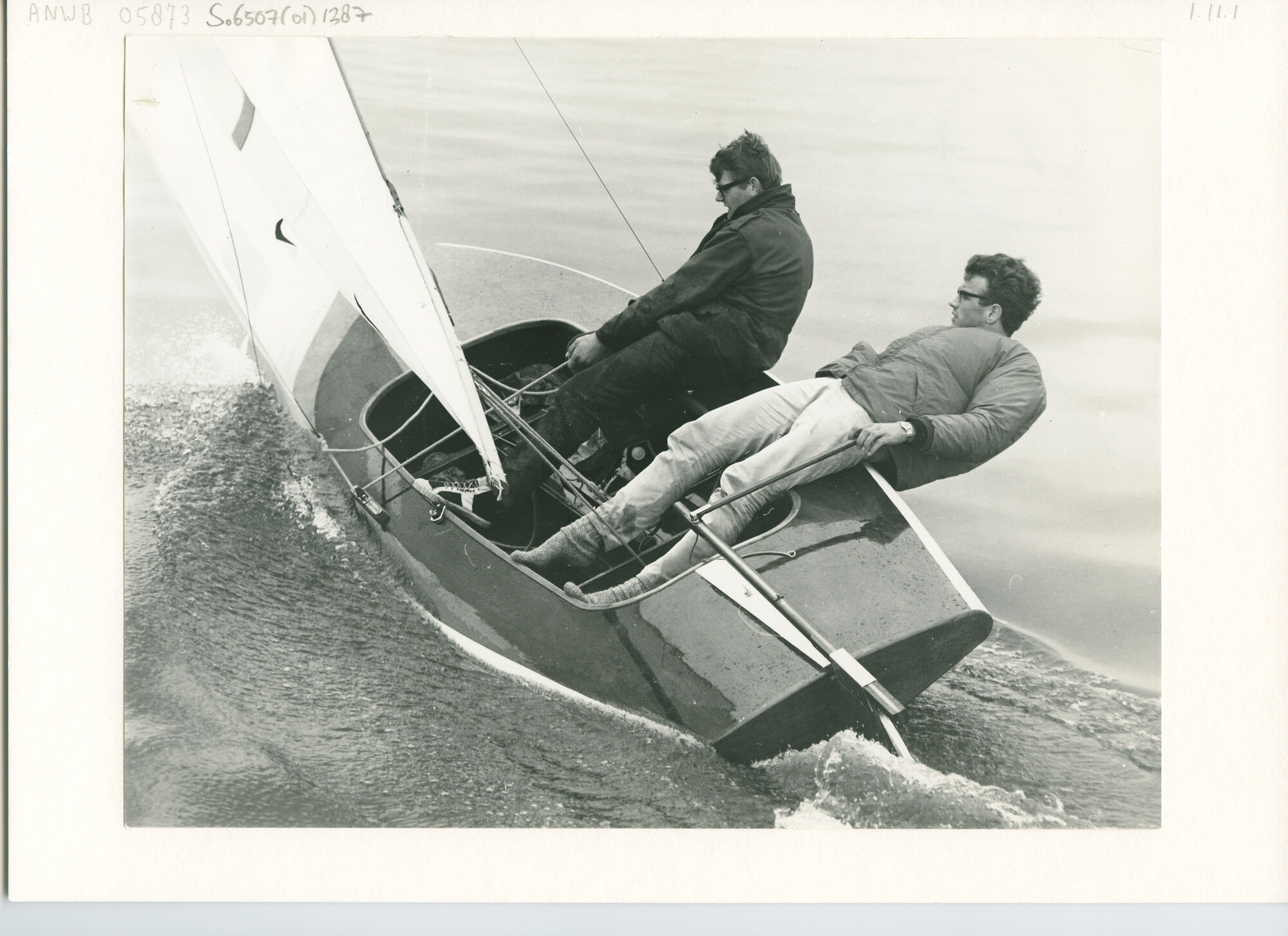 S.6507(01)1387; Pasen 1966; foto