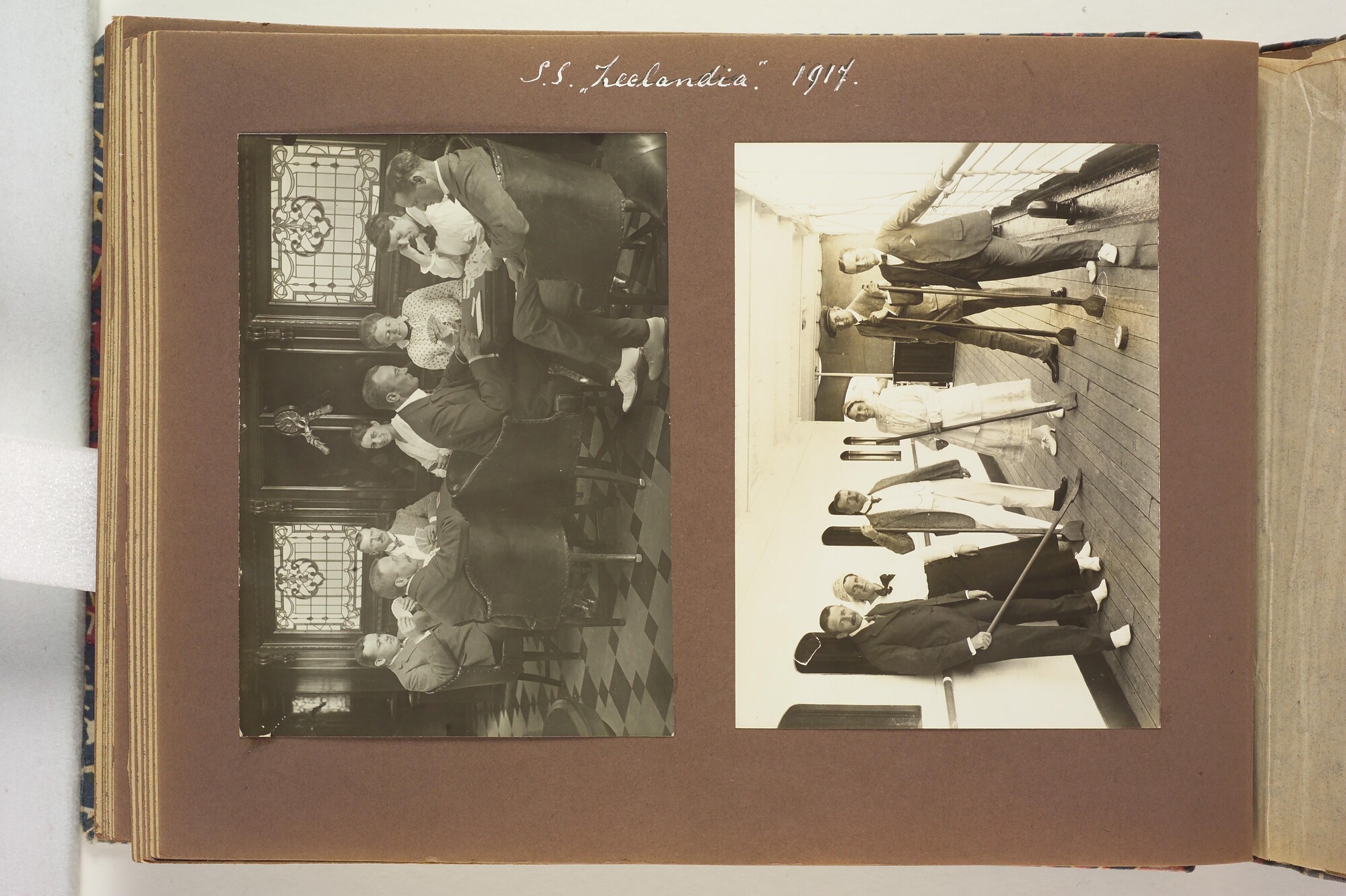 S.5679(01); Album van C.R. van Blijenburgh met foto's gemaakt tijdens reizen tussen 1901; fotoalbum