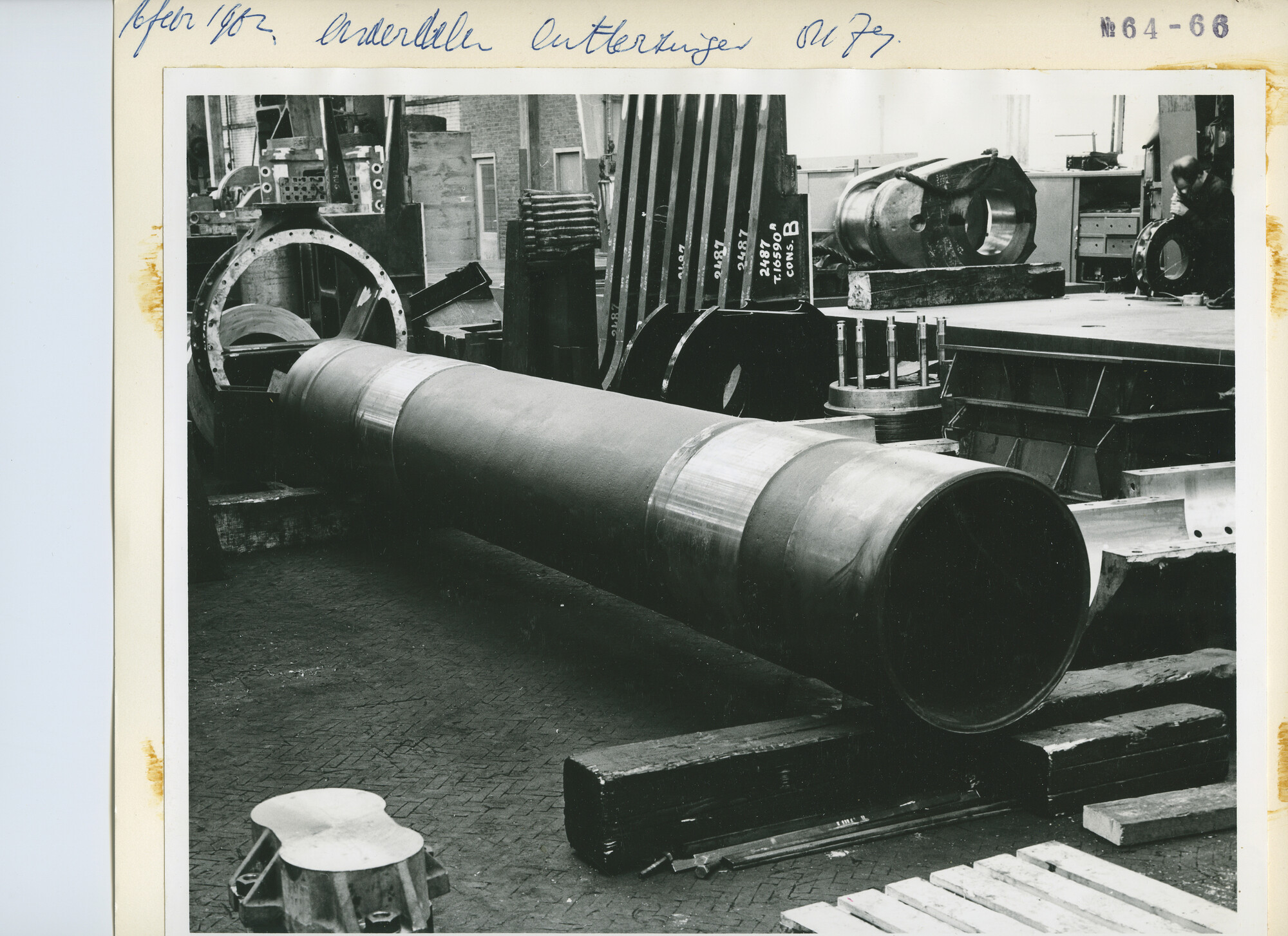 S.5444(3837)11; Onderdelen voor een cutterzuiger; foto