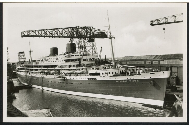 S.4380(04)445; Het passagiersschip ms. Willem Ruys van de Koninklijke Rotterdamsche Lloyd; prentbriefkaart