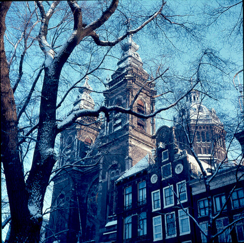 S.9100(0525); De St. Nicolaaskerk te Amsterdam; diapositief