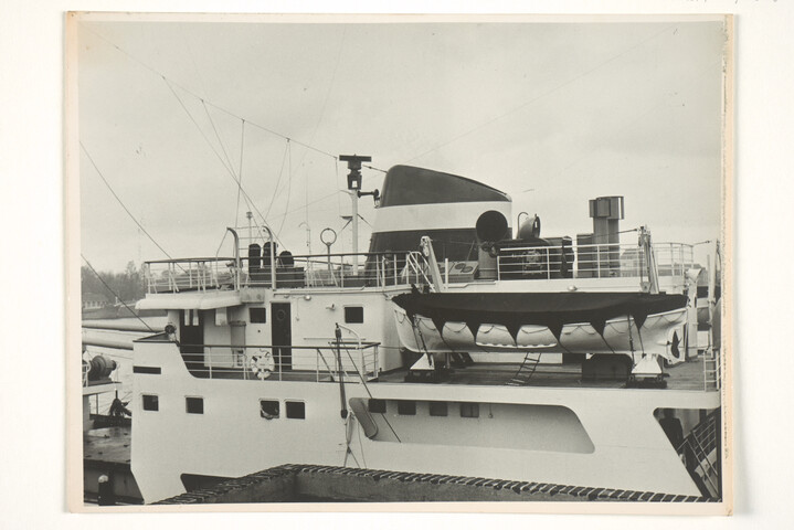 S.5219(12)0606; Foto's van de proeftocht van het Franse (Laker) vrachtschip ms. 'Marquette' van de Cyprien Fabre Fraissinet te Marseilles; fotoreportage