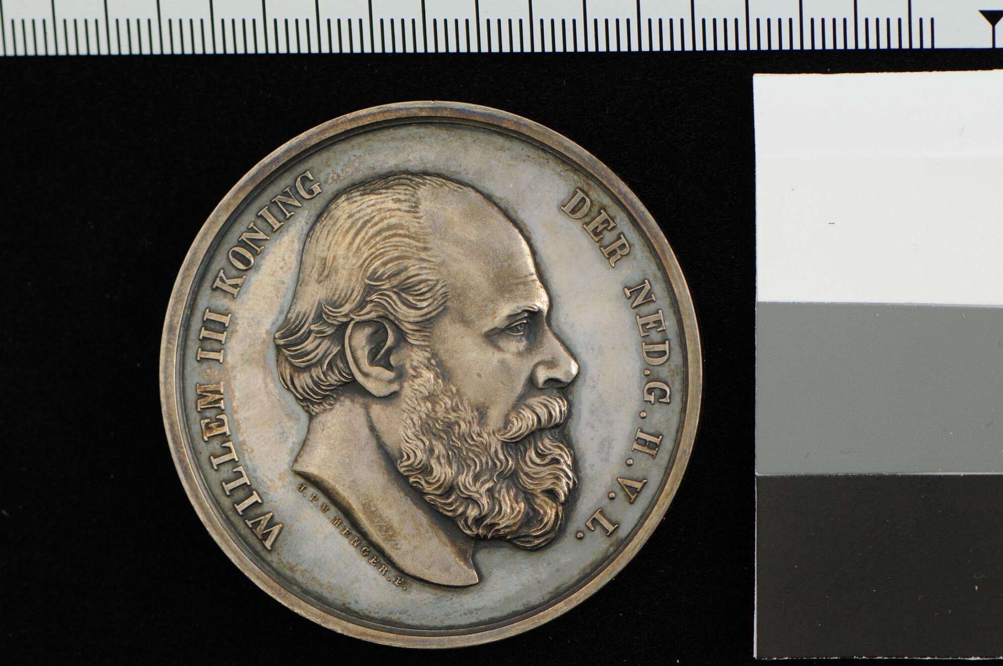 A.0040(05); Erepenning van koning Willem III uitgereikt aan H.C. Haacke, 1883; penning