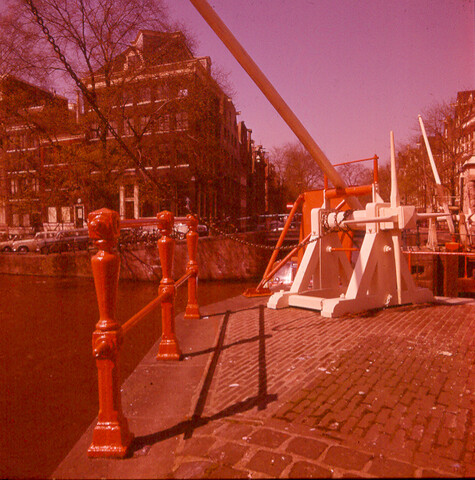 S.9100(2162); Stadsgezicht in Amsterdam; diapositief