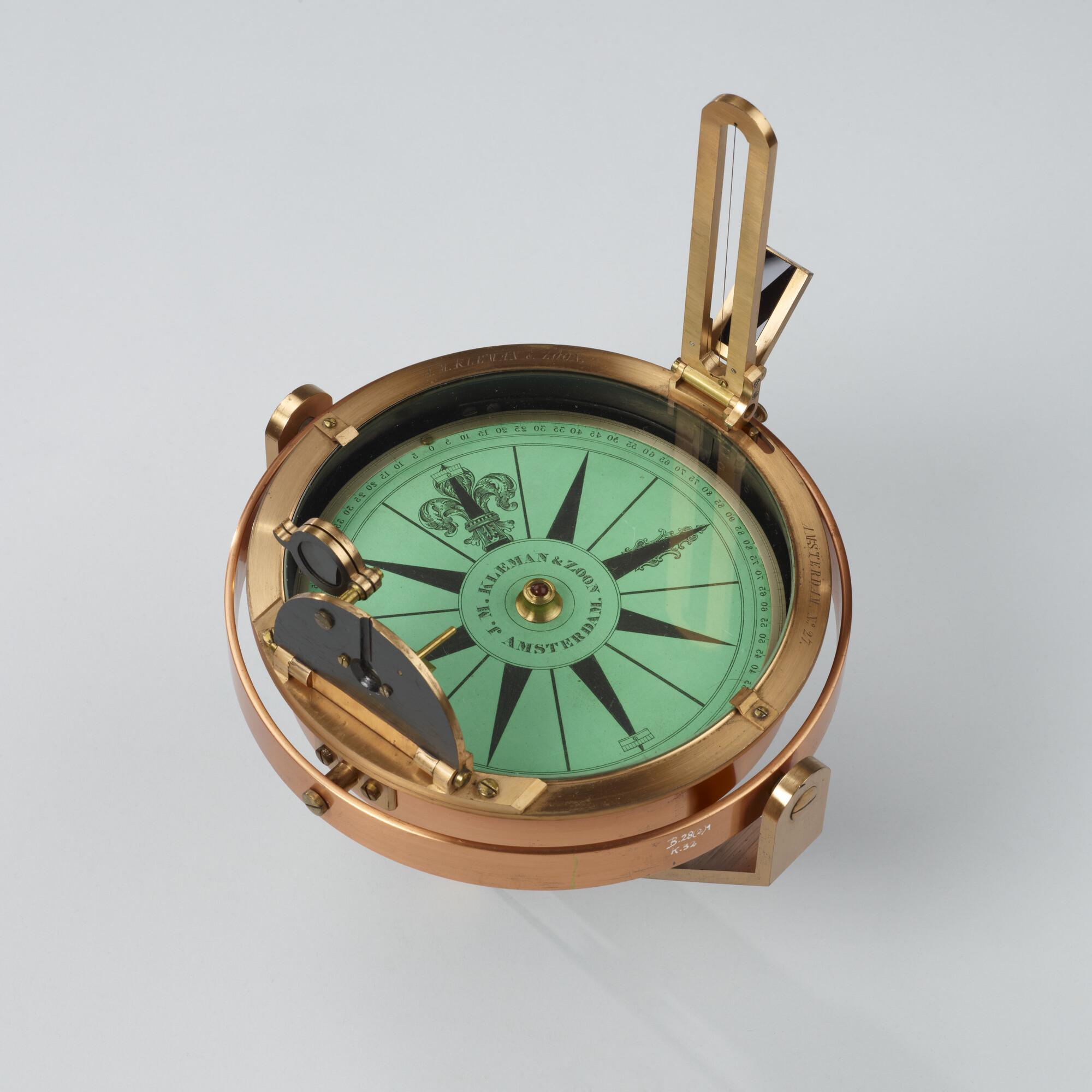 B.0028(02)01; Azimutkompas door J.M. Kleman & Zoon, Amsterdam, 1800-25; azimutkompas