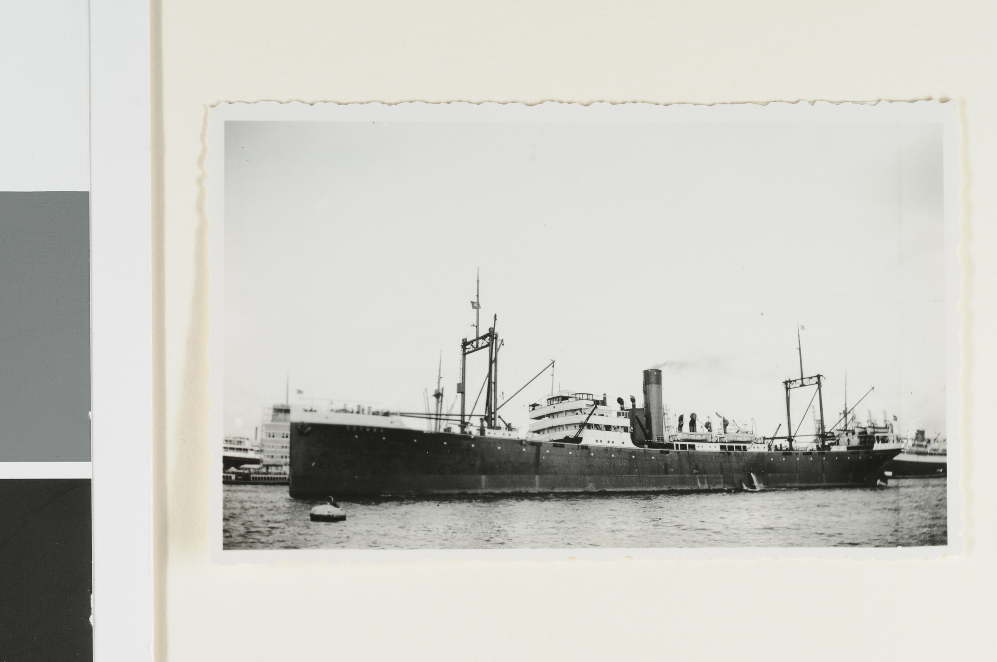 S.4380(04)421; Foto's van het vrachtschip ss. Soemba; fotoreportage