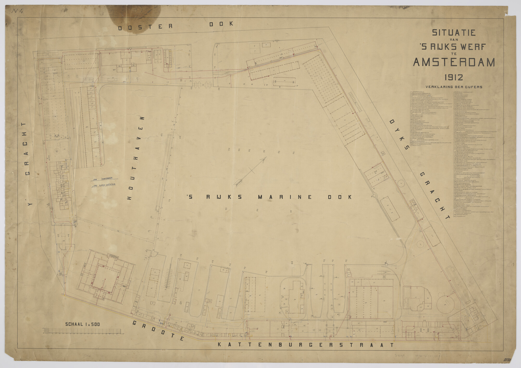 S.5198; Plattegrond van de Rijkswerf Amsterdam (1912) met gas- en waterleidingen. 's Lands Zeemagazijn, Voorwerf en Het Paleis. Proefdok (1873) van Ir. B.J. Tideman met sleeptank; technische tekening