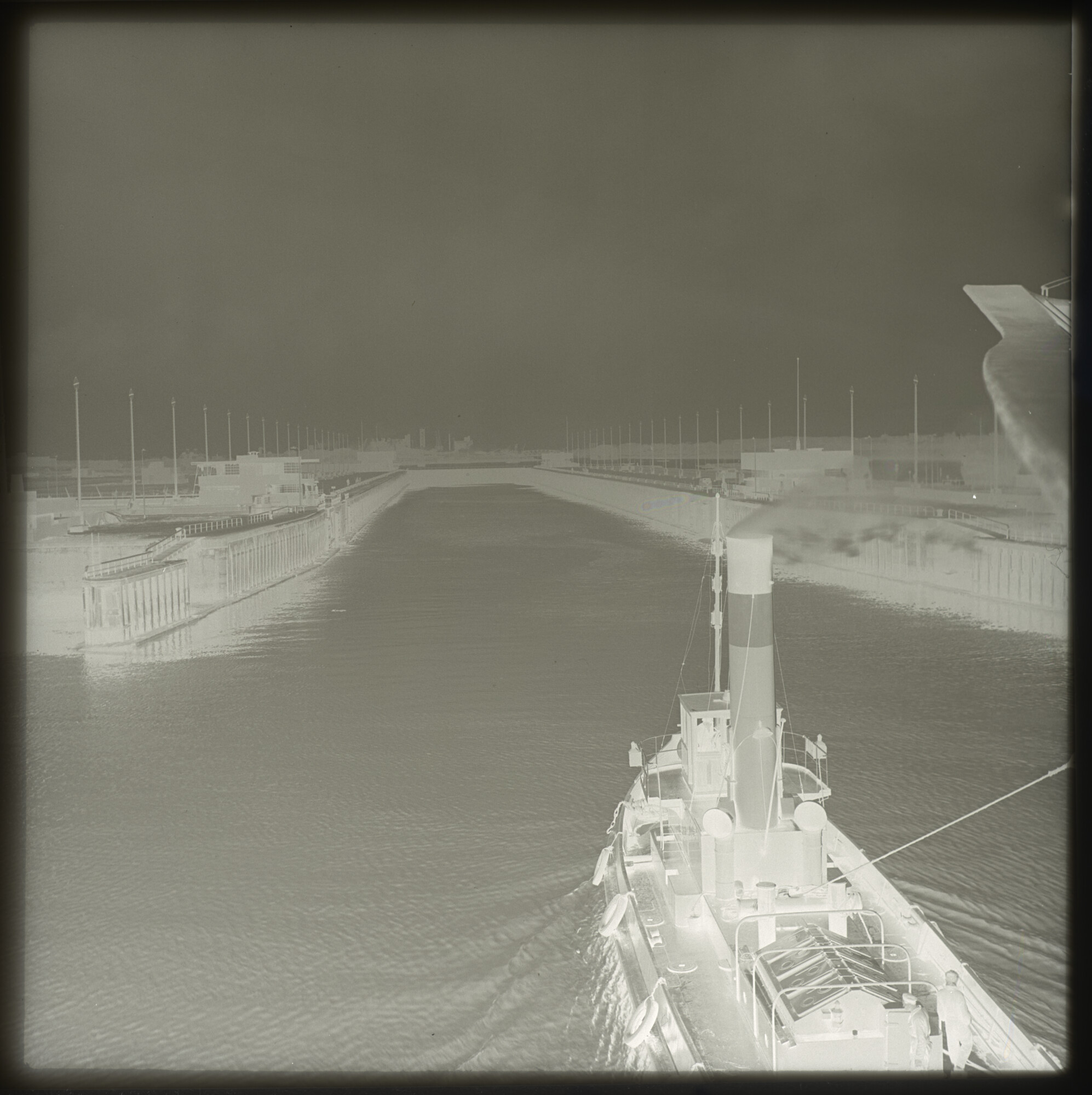 A.5263(02); Negatieven van een reis met het vrachtschip 'Woltersum' van de Stoomvaart; negatief