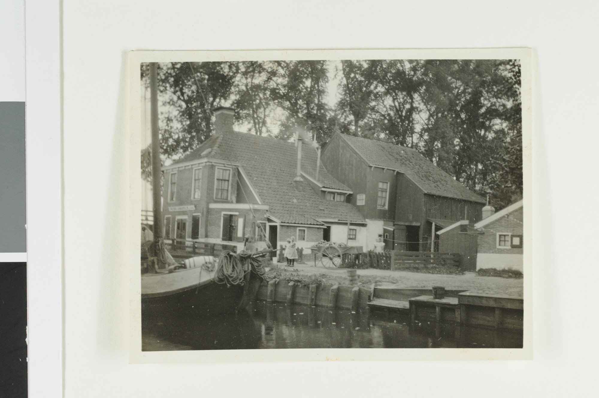 S.5707(05); Twaalf fotos genomen omstreeks 1925 tijdens een zeiltocht op de Zuiderzee en de Wadden [...]; fotoreportage
