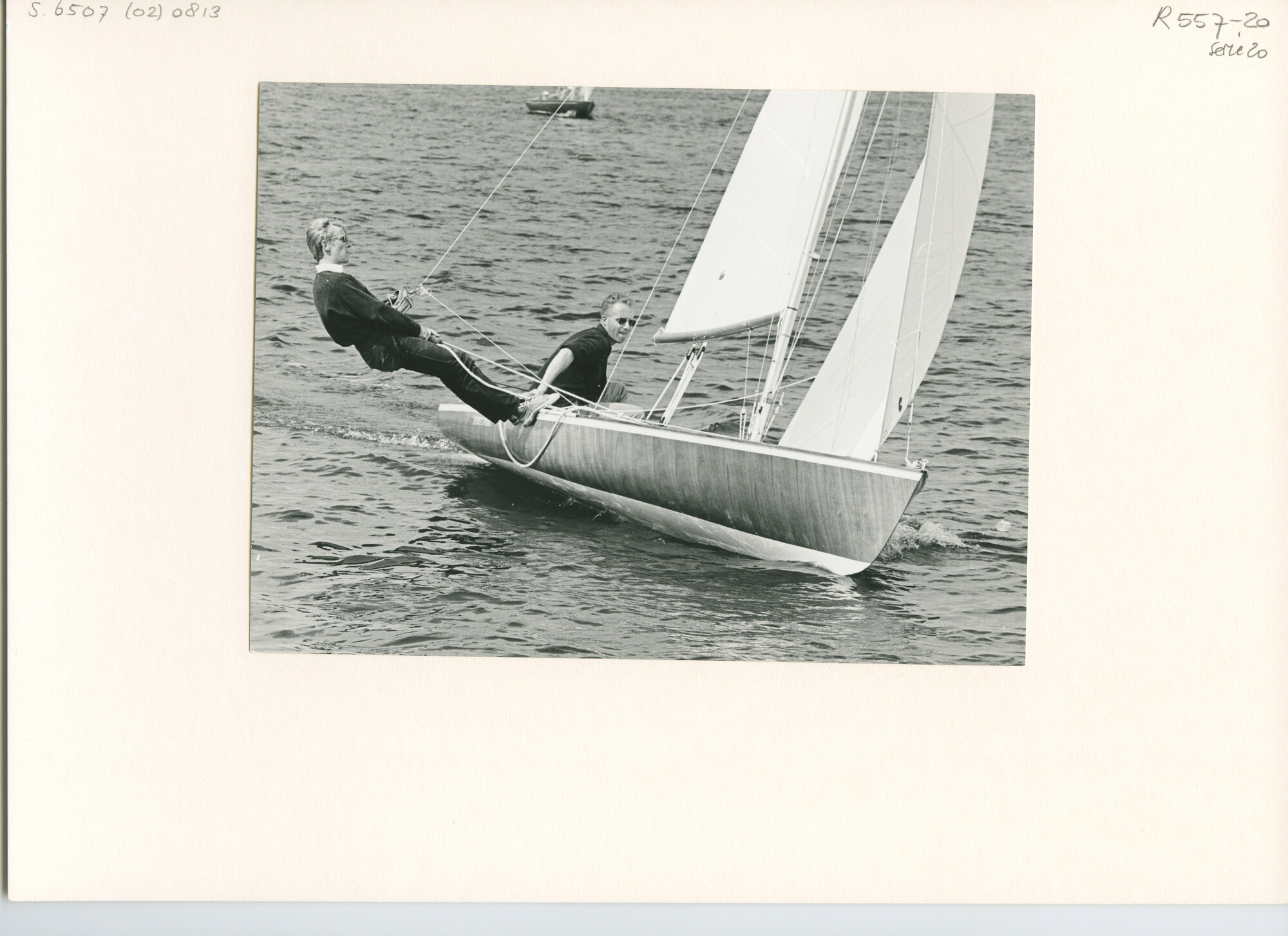 S.6507(02)0813.03; Zwart-wit foto van de FD-klasse op het Braassemermeer; foto