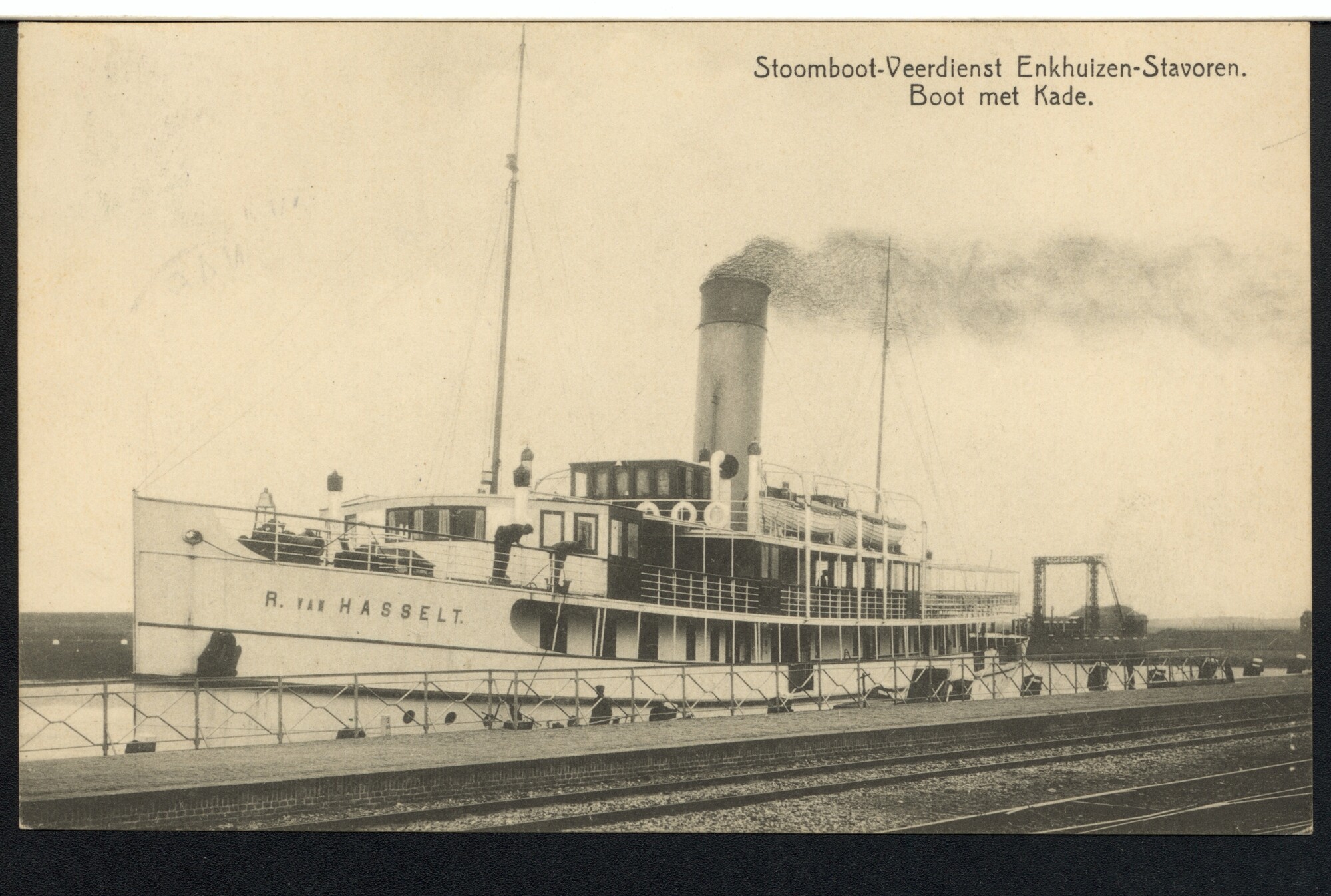 S.4380(04)071; De veerboot 'R. van Hasselt' van de Stoomboot-Veerdienst Enkhuizen - Stavoren; prentbriefkaart