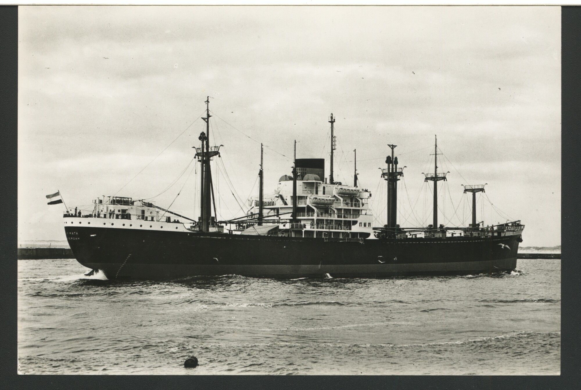 A.4509(014); Het vrachtschip ms. 'Karimata' van de SMN; prentbriefkaart
