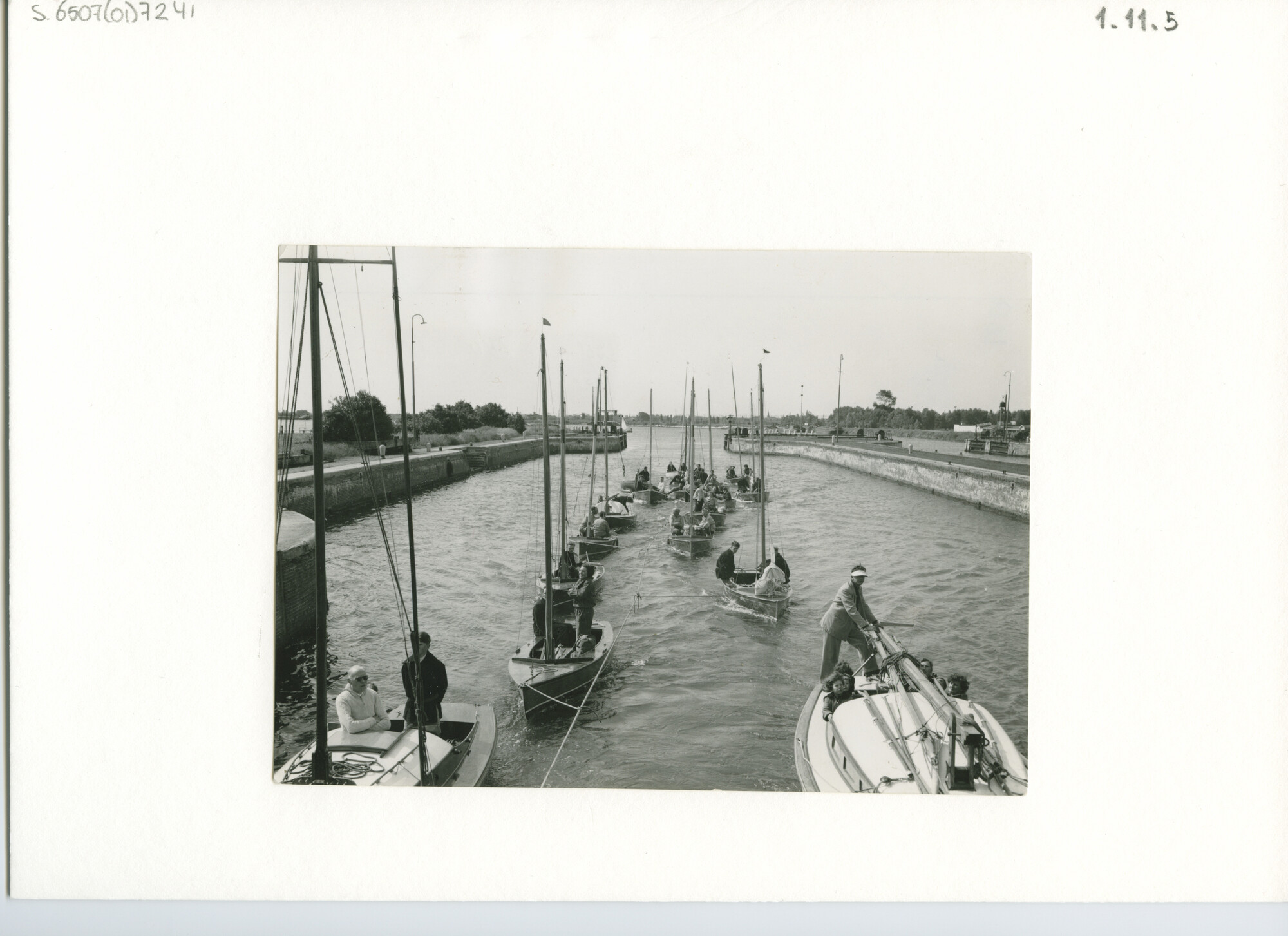 S.6507(01)7241; Foto van sharpies; foto