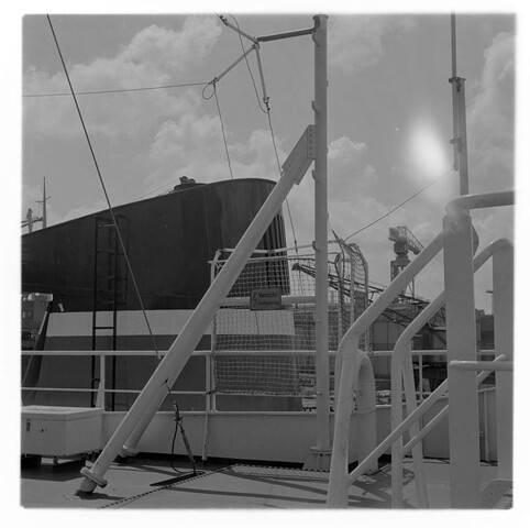 S.5219(12)0636a; Negatieven van het containerschip ms 'Otto Porr' gebouwd op de ASM-werf voor rederij Franz Hagen te Hamburg; negatief