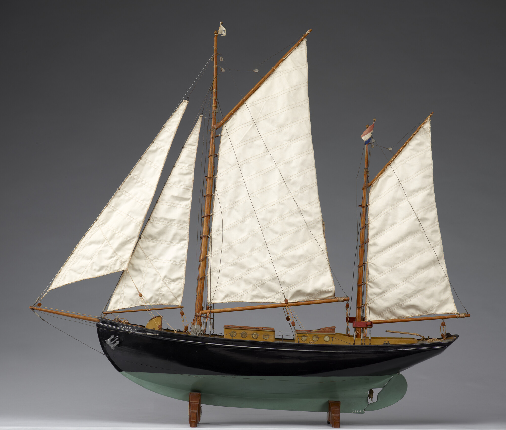 S.2832; Model van het kitsjacht Avontuur; scheepsmodel