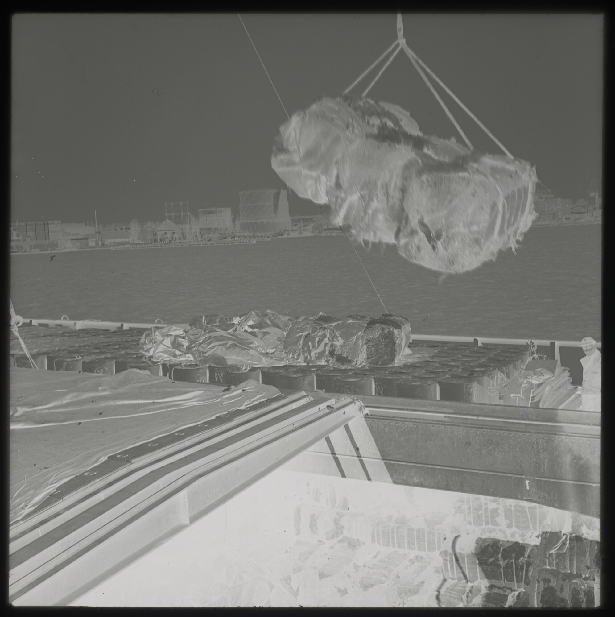 A.5263(02); Negatieven van een reis met het vrachtschip 'Woltersum' van de Stoomvaart; negatief