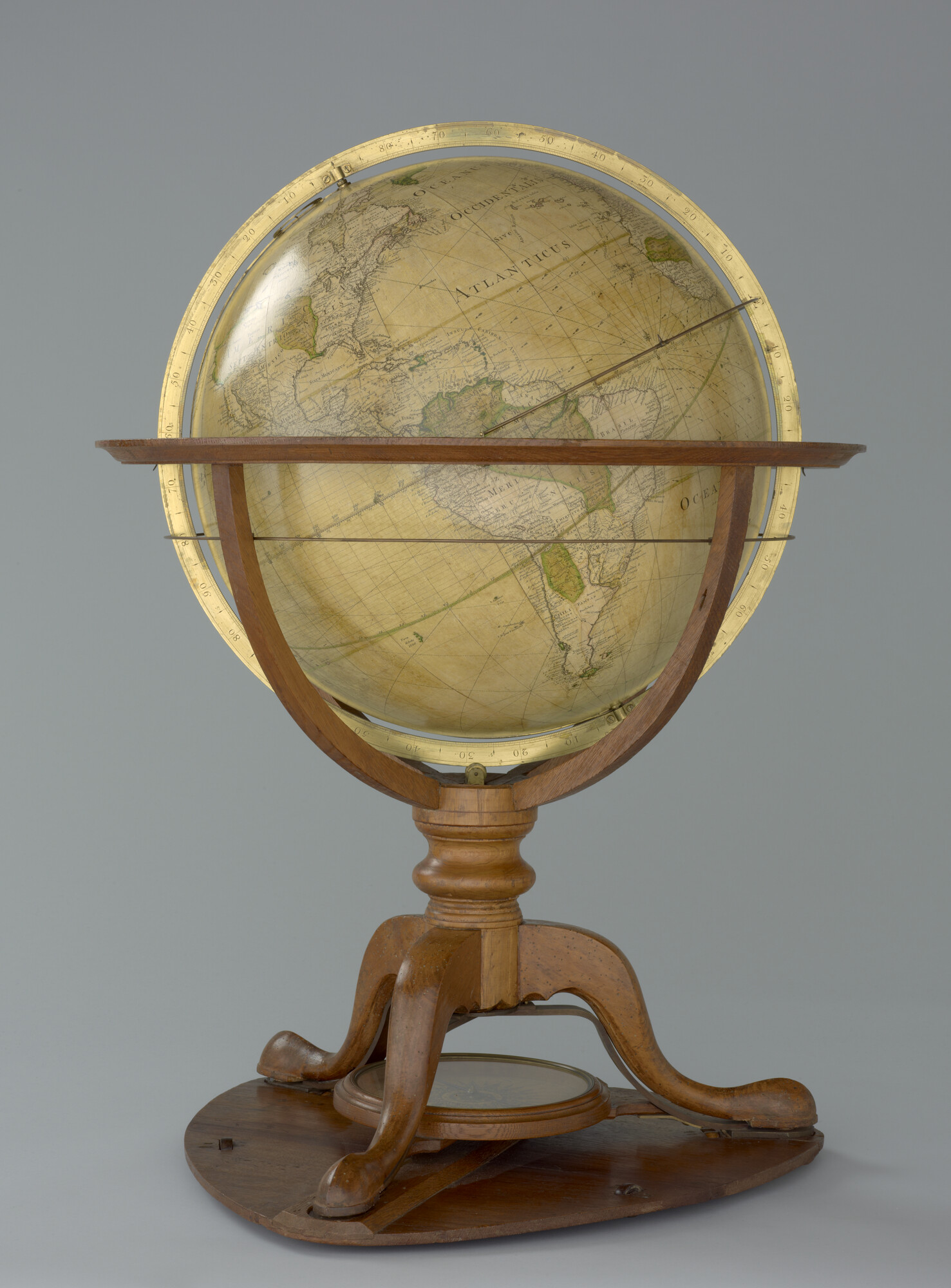 A.3372(01); Aardglobe van 46 cm. in doorsnede door George Adams, 1766; globe