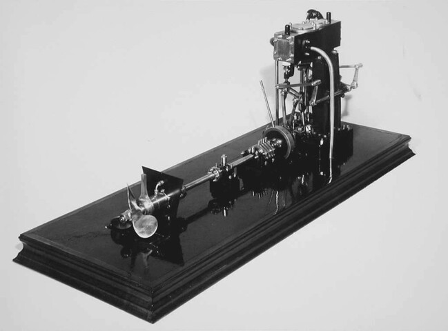A.4823; Model van een compoundmachine; schaalmodel