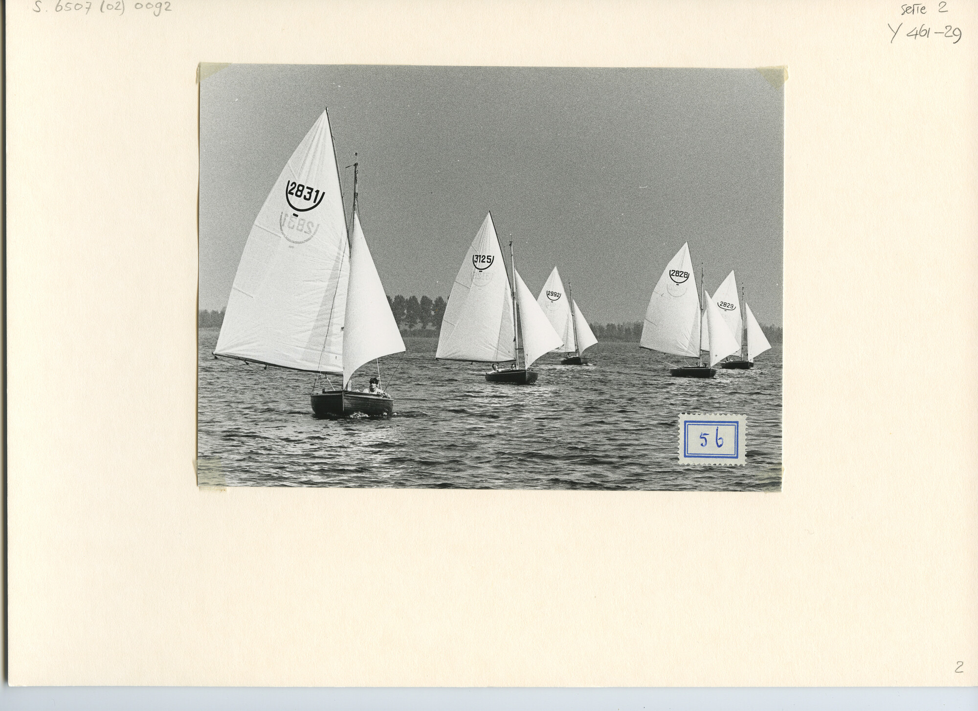 S.6507(02)0092.02; Zwart-wit foto van de 16m2 klasse op de Beulakerwijde tijdens het Nederlands Kampioenschap 1970; foto