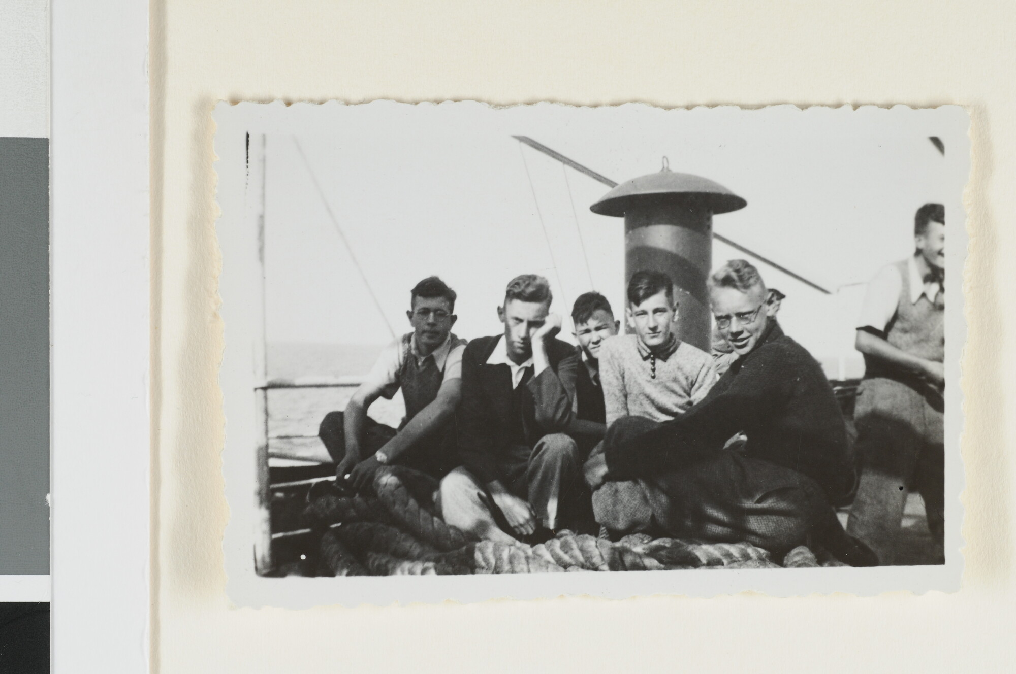 S.6708(01); Fotoimpressies gemaakt tijdens een Tarakan jongensreis in 1935 naar Noorwegen [...]; fotoreportage