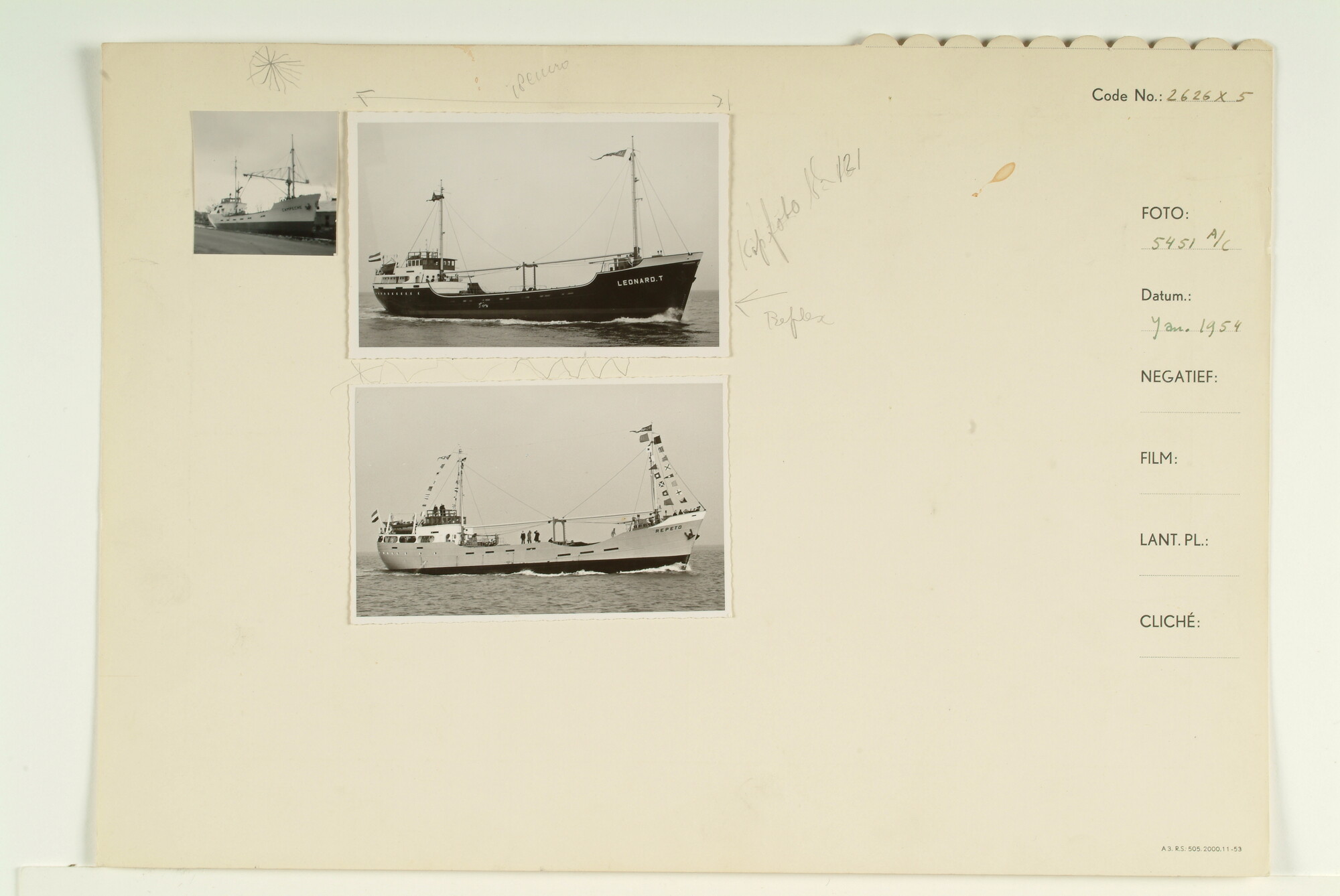 1995.1882; De schepen 'Campeche', 'Leonard T' en 'Repeto'; foto