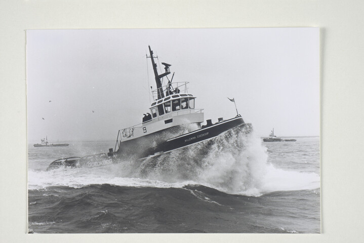 2001.1677; Fotos van de sleepboot Willemina Goedkoop (9) van Reederij v/h Gebroeders [...]; fotoreportage