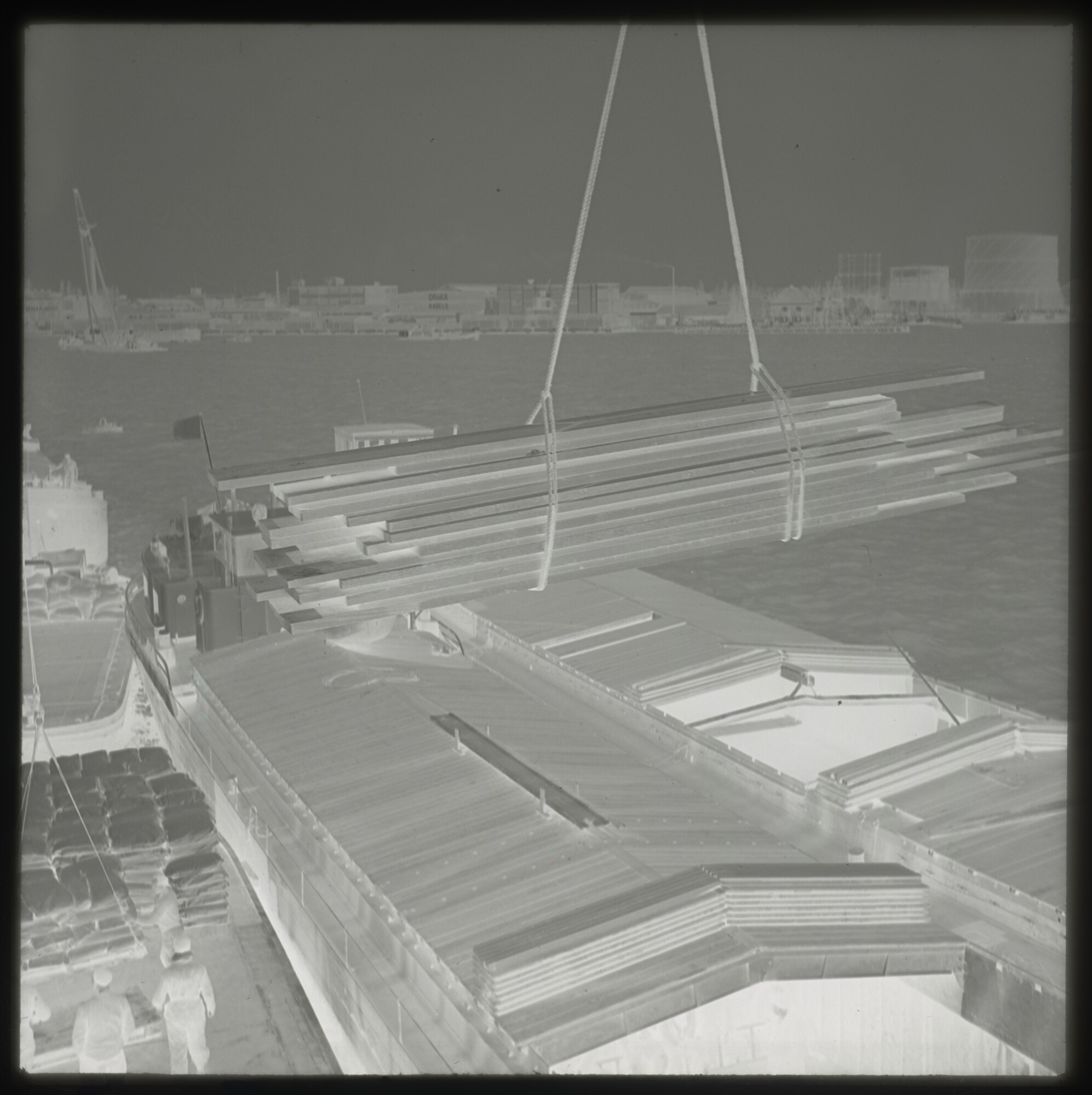 A.5263(02); Negatieven van een reis met het vrachtschip 'Woltersum' van de Stoomvaart; negatief