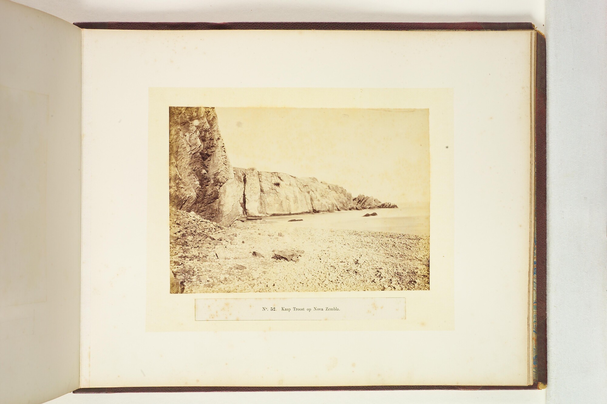 S.2956(08); Album met foto's van de Eerste Noordpoolexpeditie van de Willem Barents; fotoalbum
