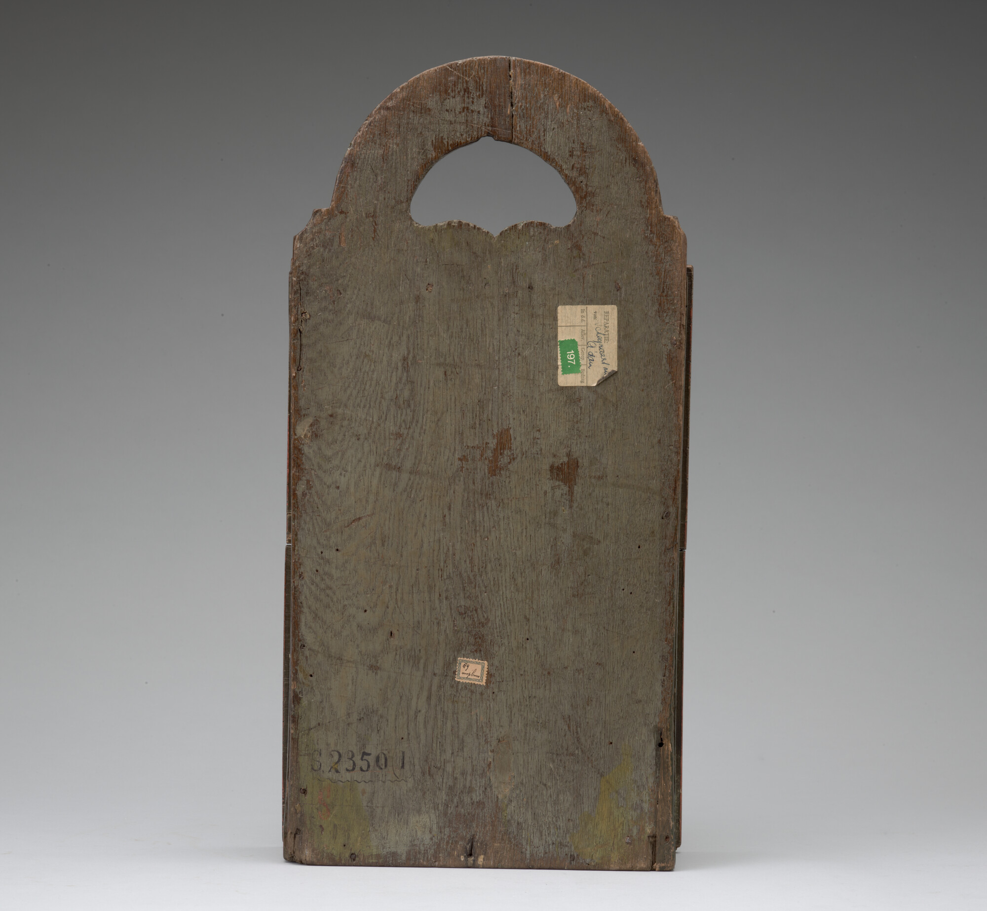 S.2350(01); Schooltas van hout met beschildering van Nieuw-Amsterdam; tas