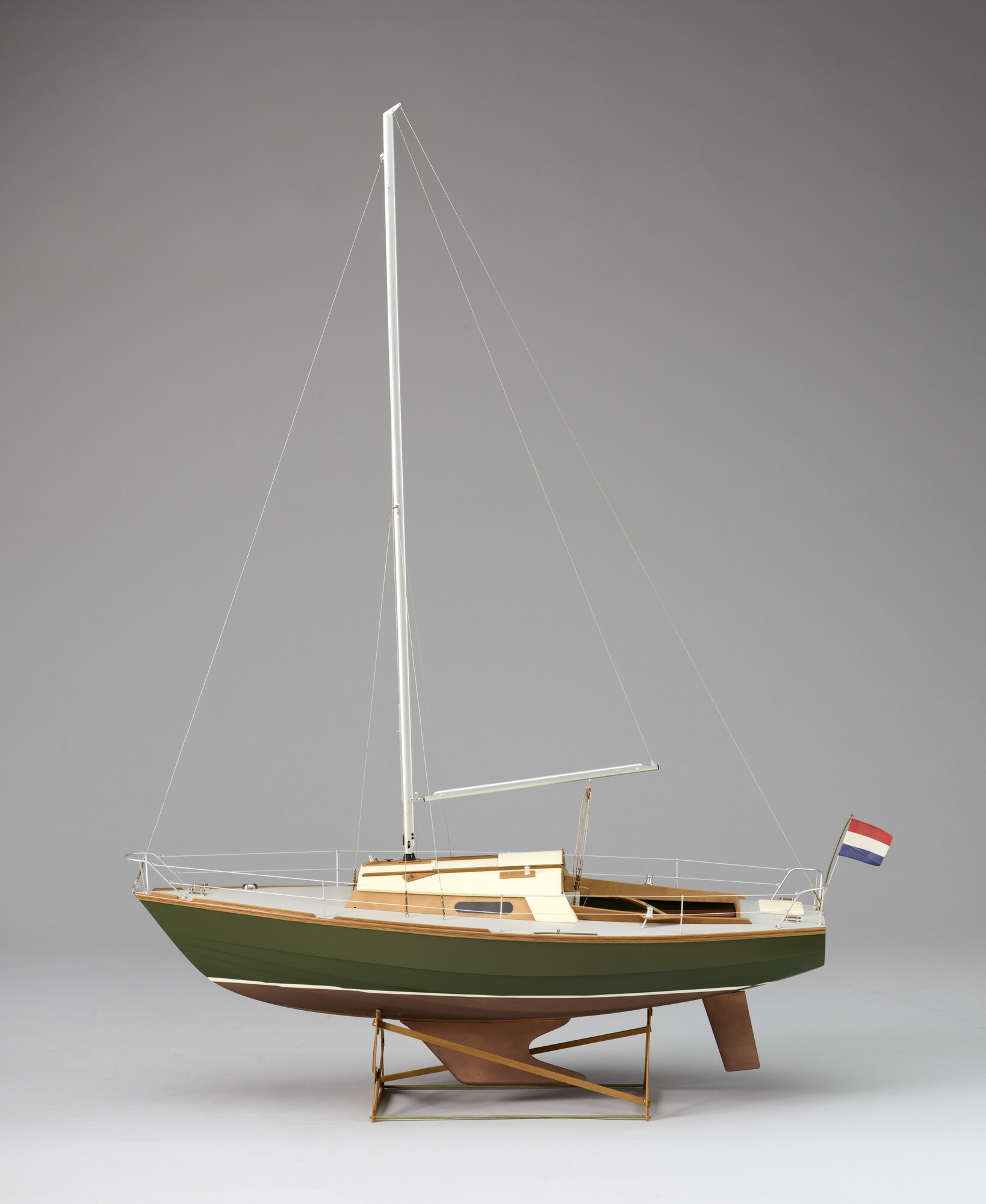 1994.4714; Model van een Waarschip; scheepsmodel
