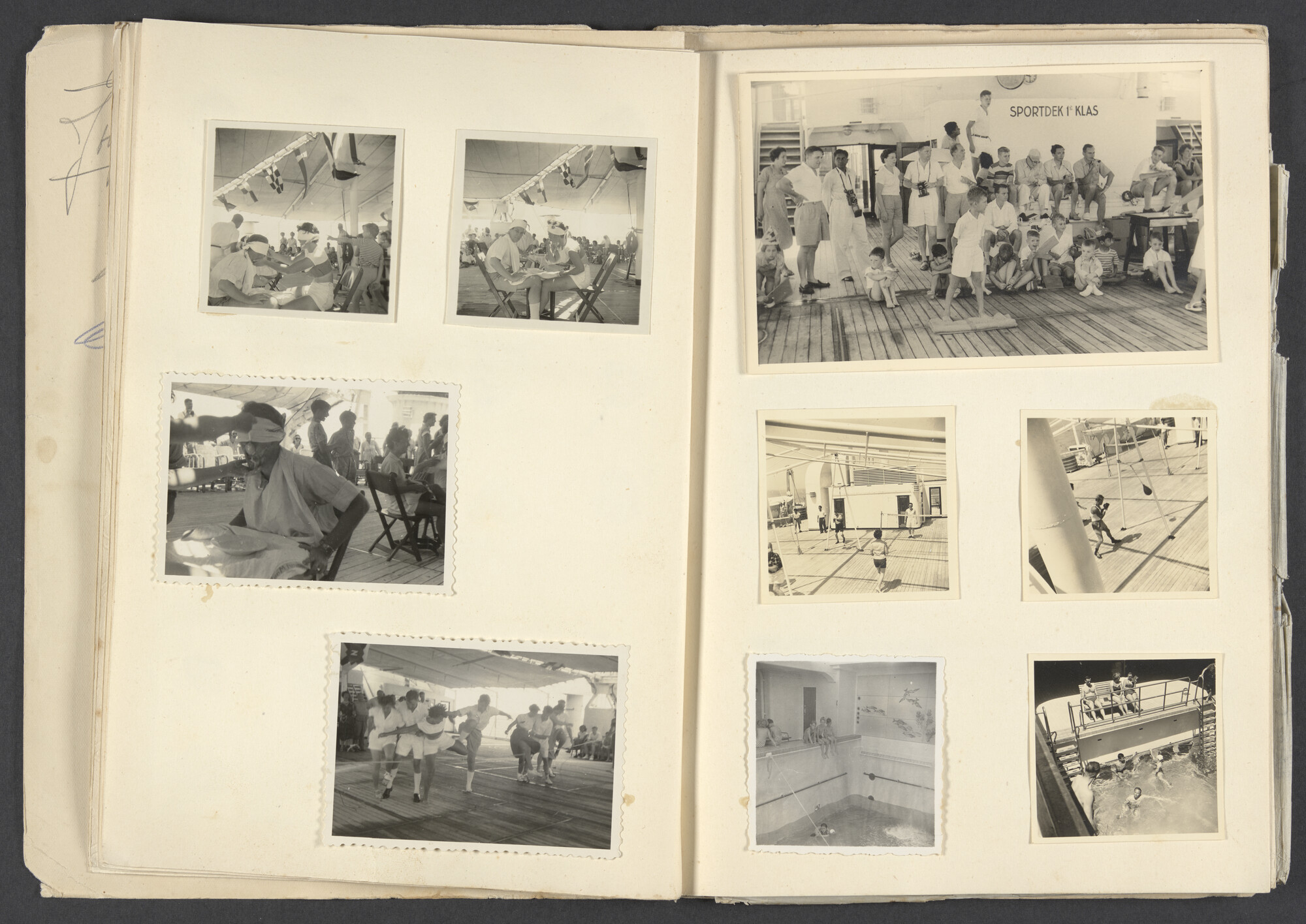 2023.0583; Fotoalbum met reisverslag van Kurt Lewin van een reis met ms. Oranje in juli-augustus 1953; fotoalbum