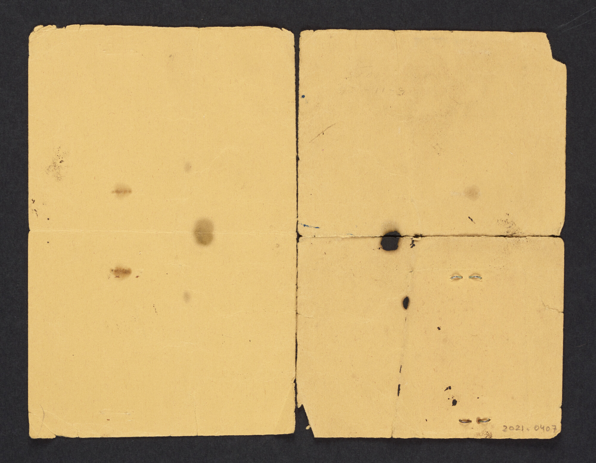 2021.0407; Toegangsbewijs afkomstig uit een fotoalbum van Joost Ossewaarde, 4e radiotelegrafist op walvismoederschip Willem Barendsz (II) en walvisjagers, 1955-1957; toegangsbewijs