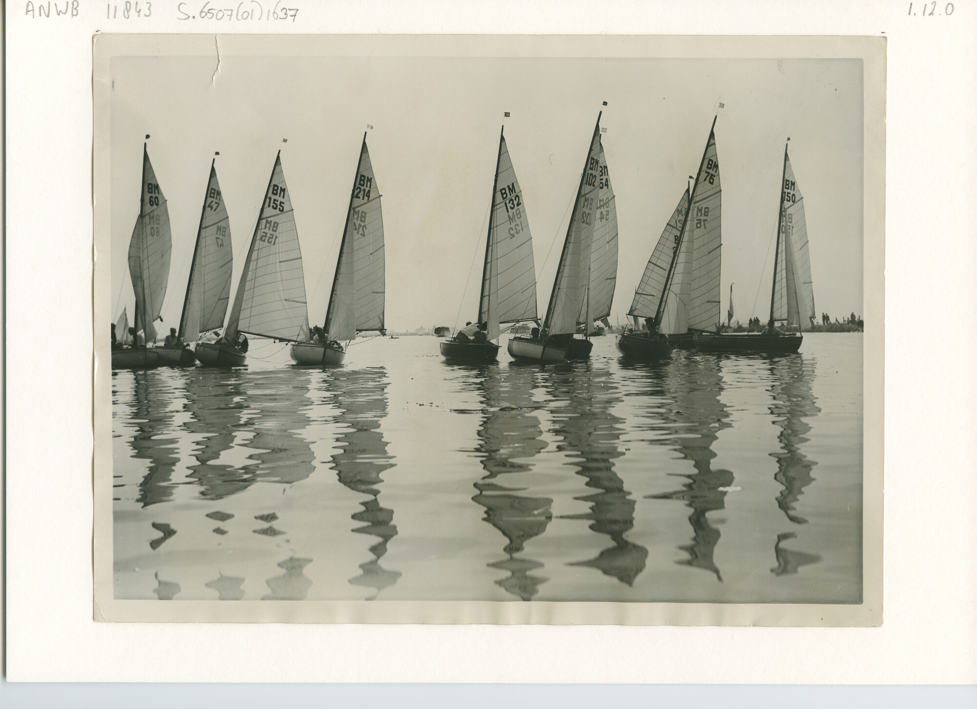 S.6507(01)1637; Foto Nationale Zeilwedstrijden Nieuwe Meer 1938; foto