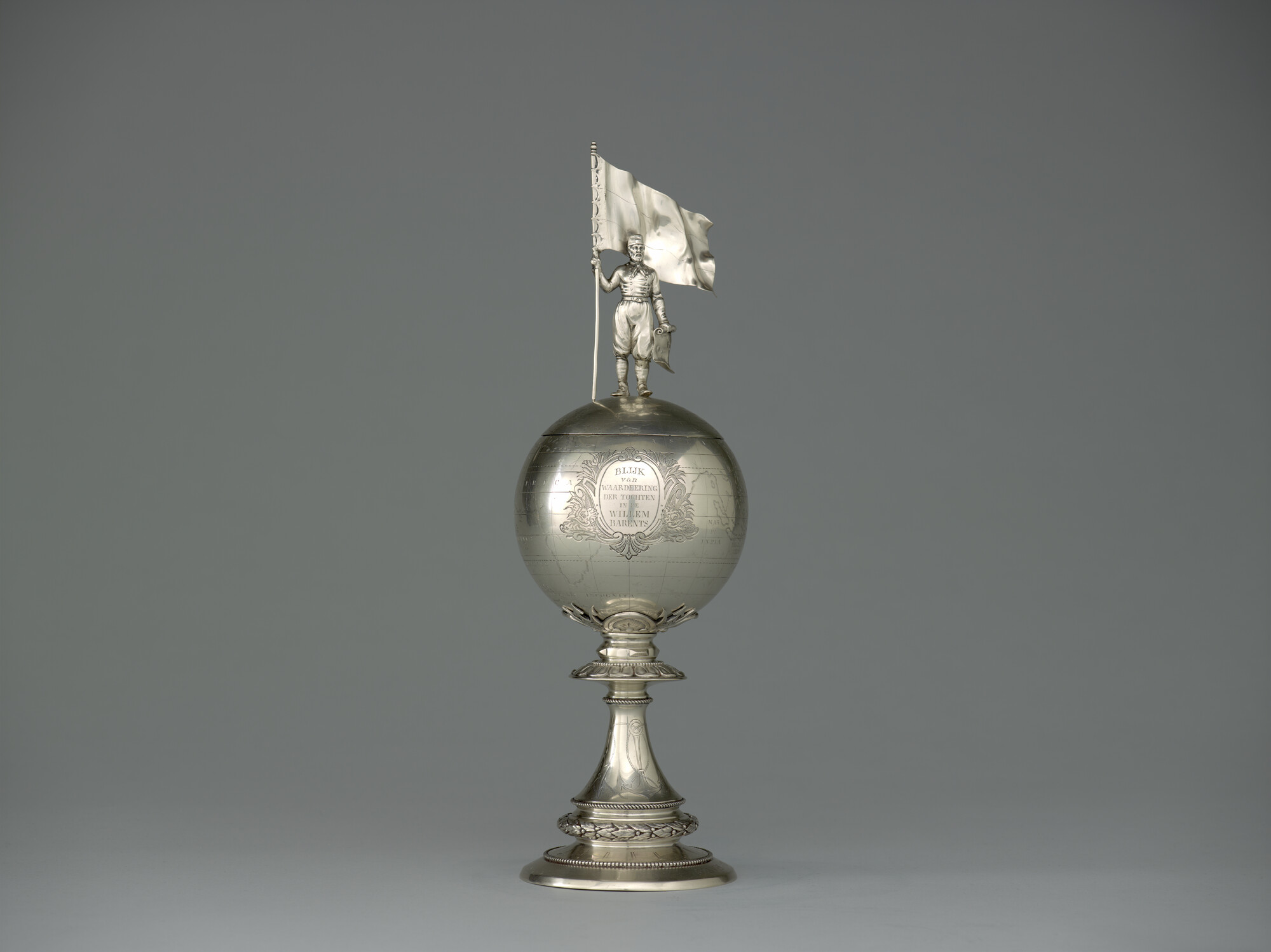 1990.0733; Willem Barents beker, uitgereikt door de Vereniging Willem Barents; trofee (prijs)
