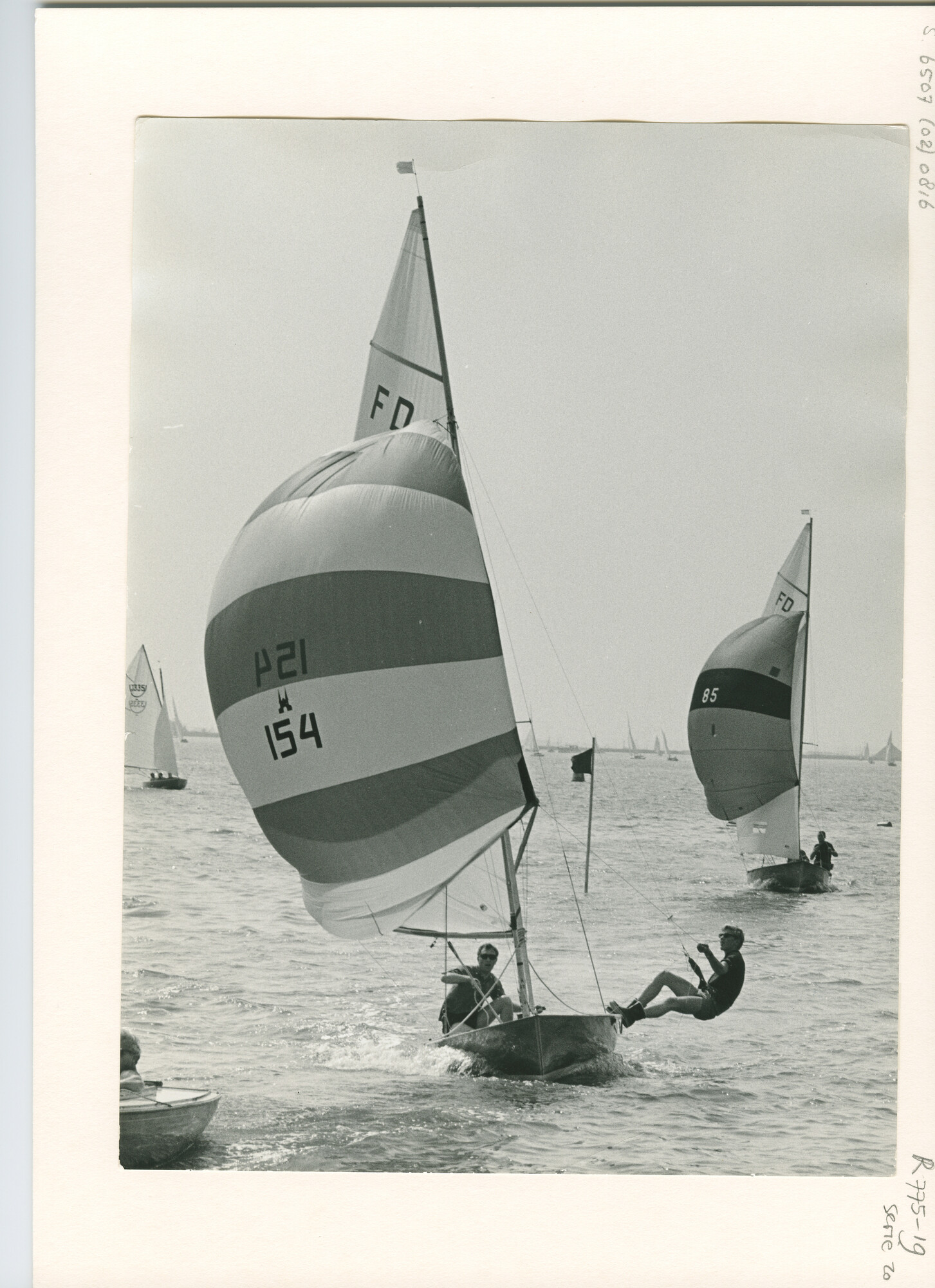 S.6507(02)0816.02; Zwart-wit foto van de FD-klasse op het Alkmaardermeer; foto