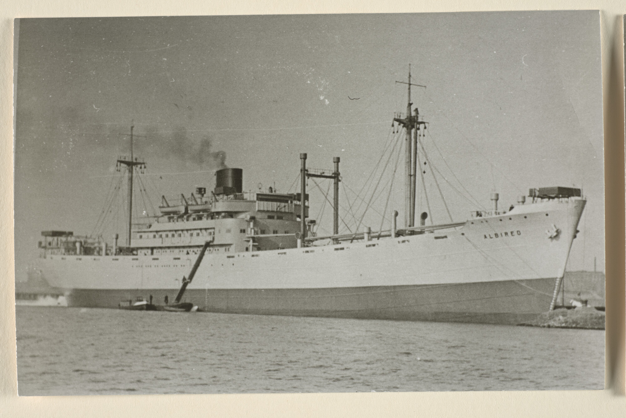 1996.0863; Reproductiefoto's van het vrachtschip ms. 'Albireo' van Nievelt Goudriaan & Co; fotoreportage