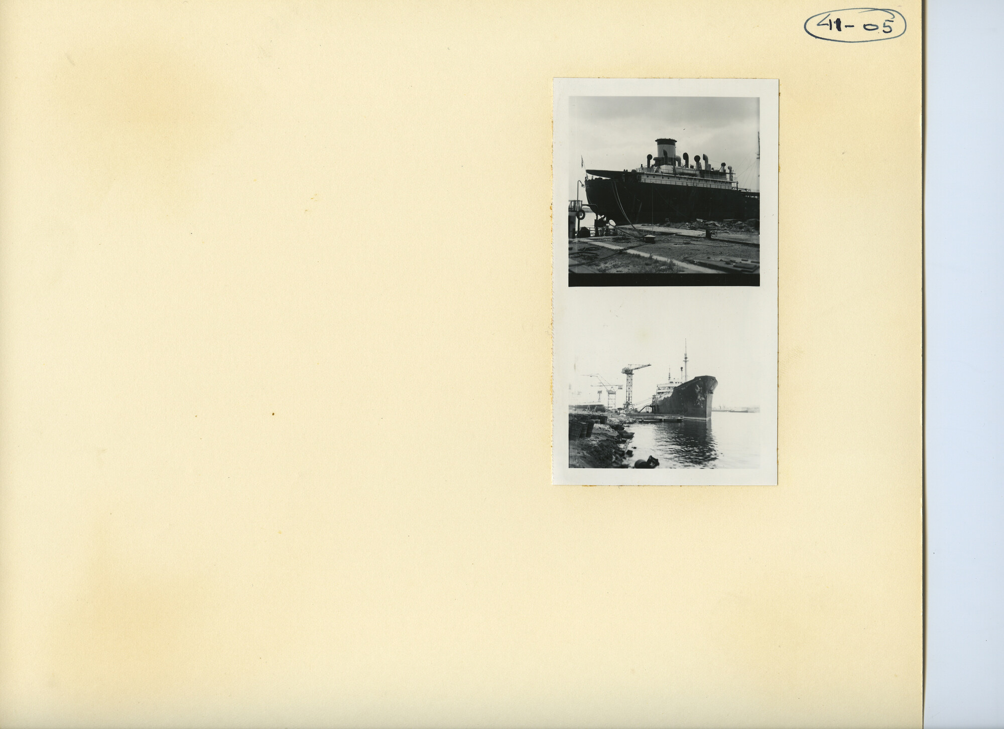 S.5444(3533)4; Foto van de aankomst van de T2-tanker Frixos op de werf; foto