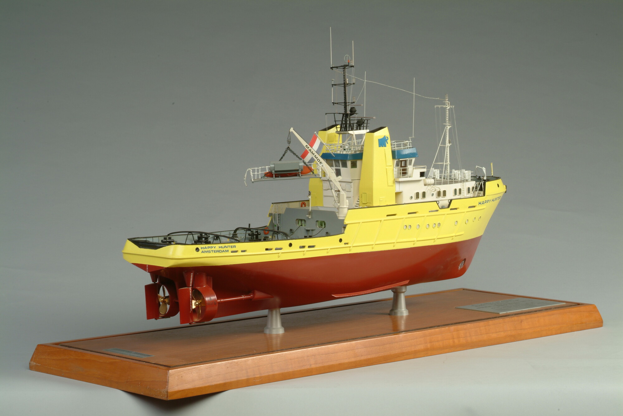 A.5031(d); Model van de zeesleepboot Happy Hunter; scheepsmodel