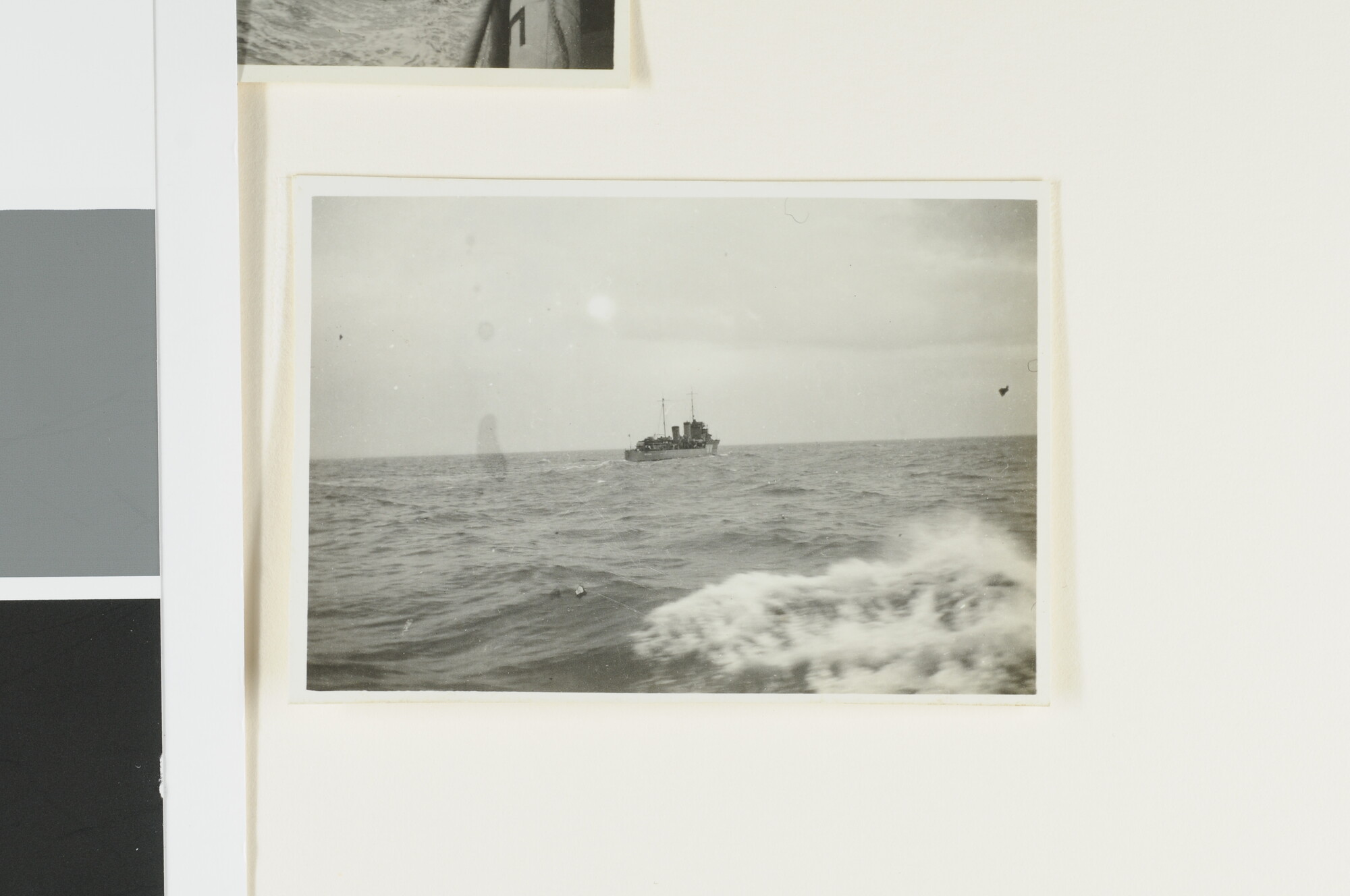 A.2867(01)089; Foto's van de torpedobootjager Hr.Ms. 'Witte de With' tijdens haar proefvaart; fotoreportage
