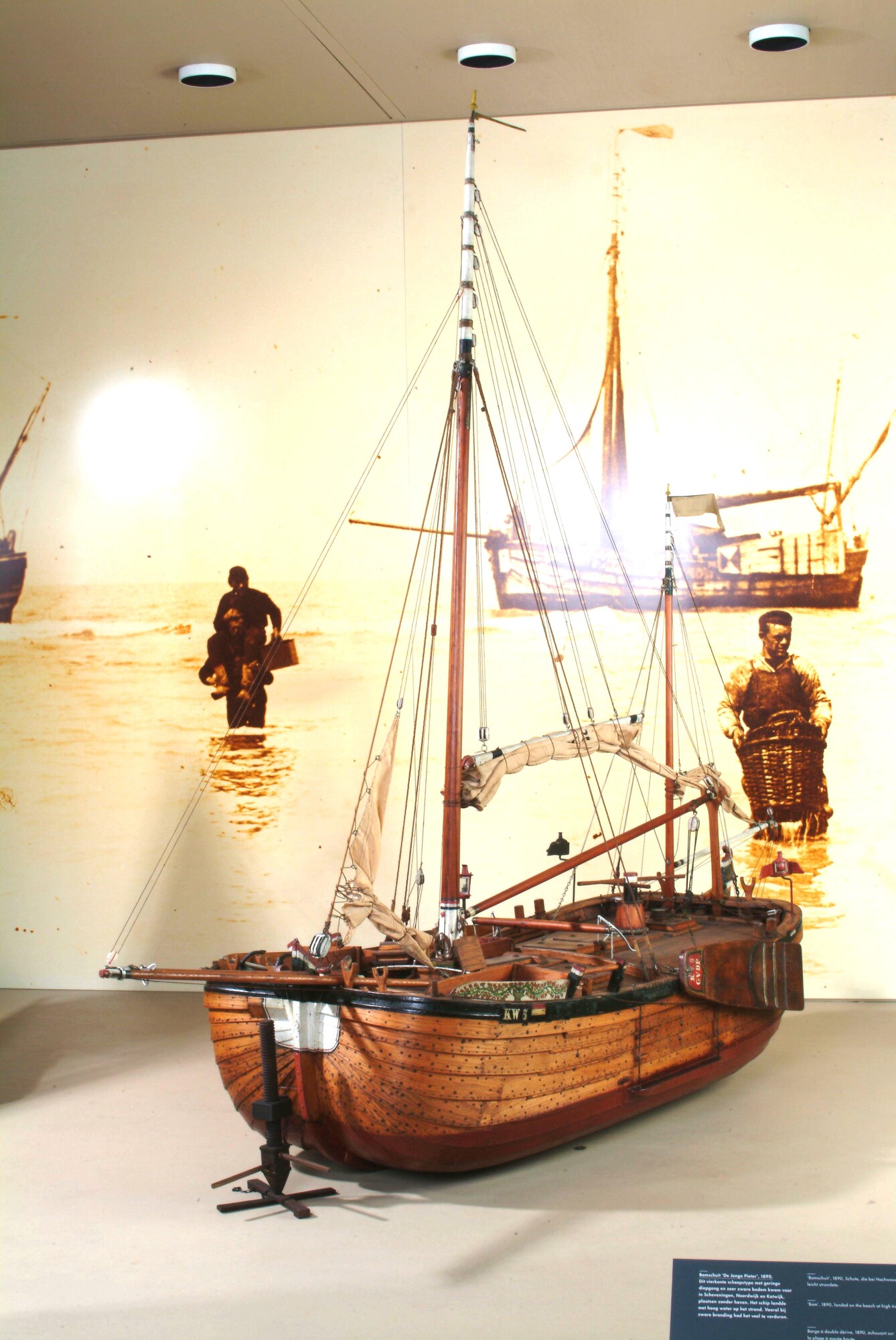 B.0030; Model van de bomschuit De Jonge Pieter; scheepsmodel