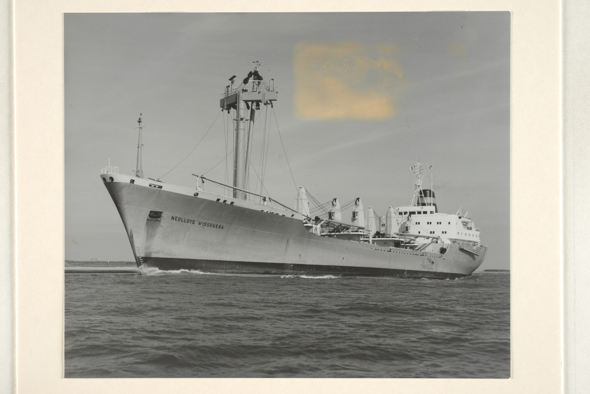 1996.1322; Het vrachtschip ms. Nedlloyd Wissekerk (ex- Wissekerk) van Nedlloyd [...]; foto