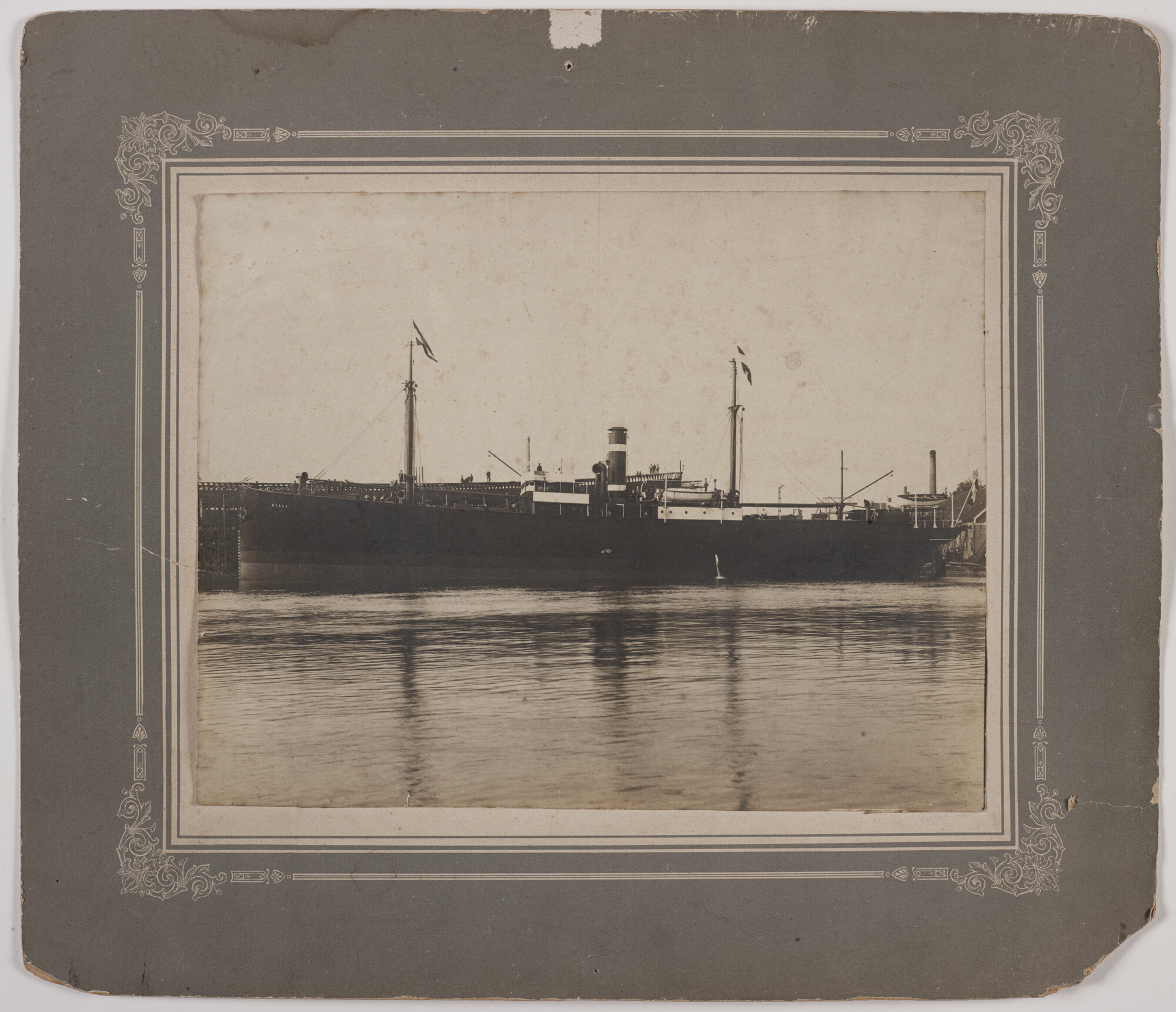 2019.0577; Foto van het vrachtschip Medea (Capelle aan den IJssel, 1913); foto